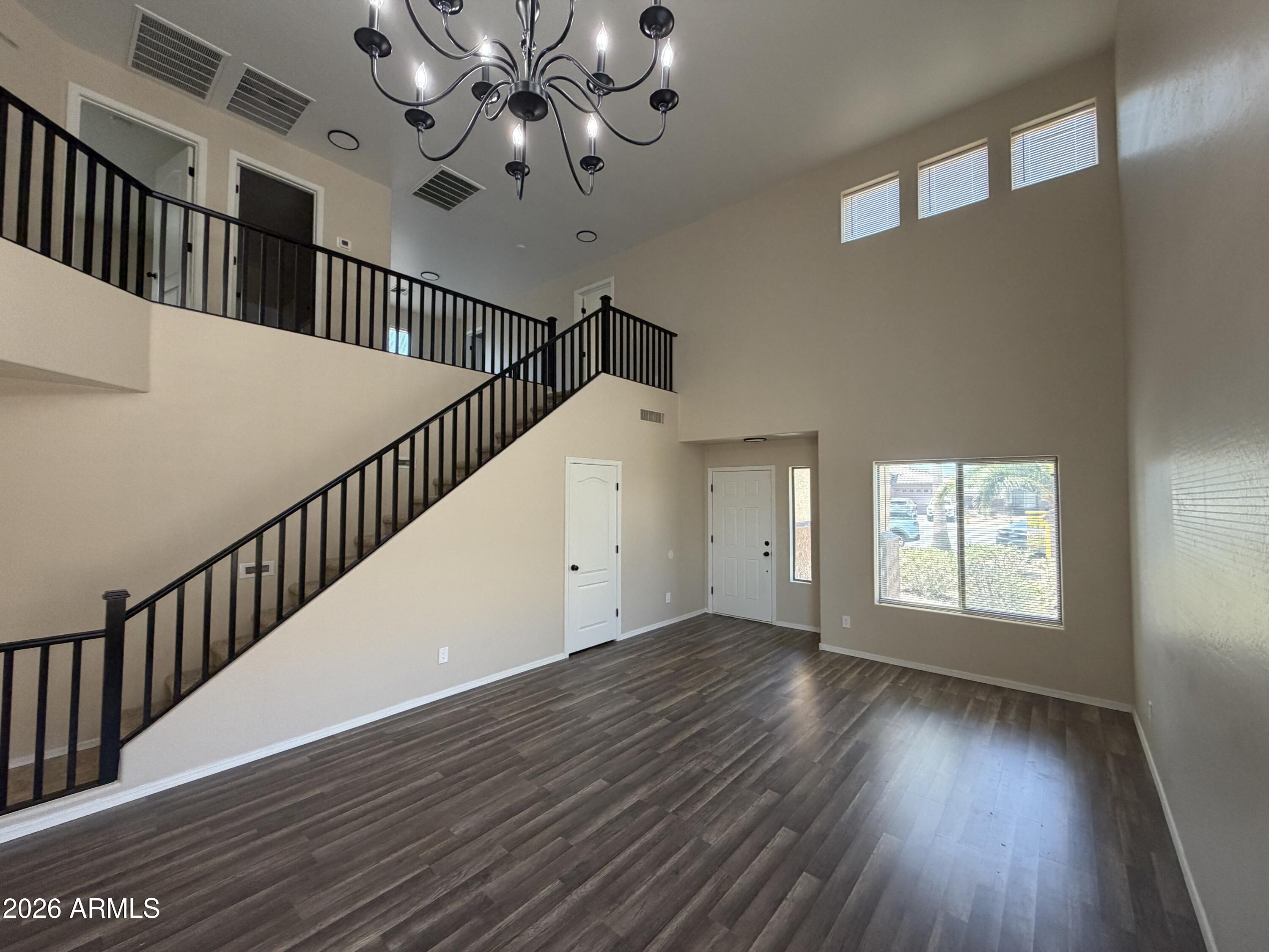 17375 N CARMEN Avenue