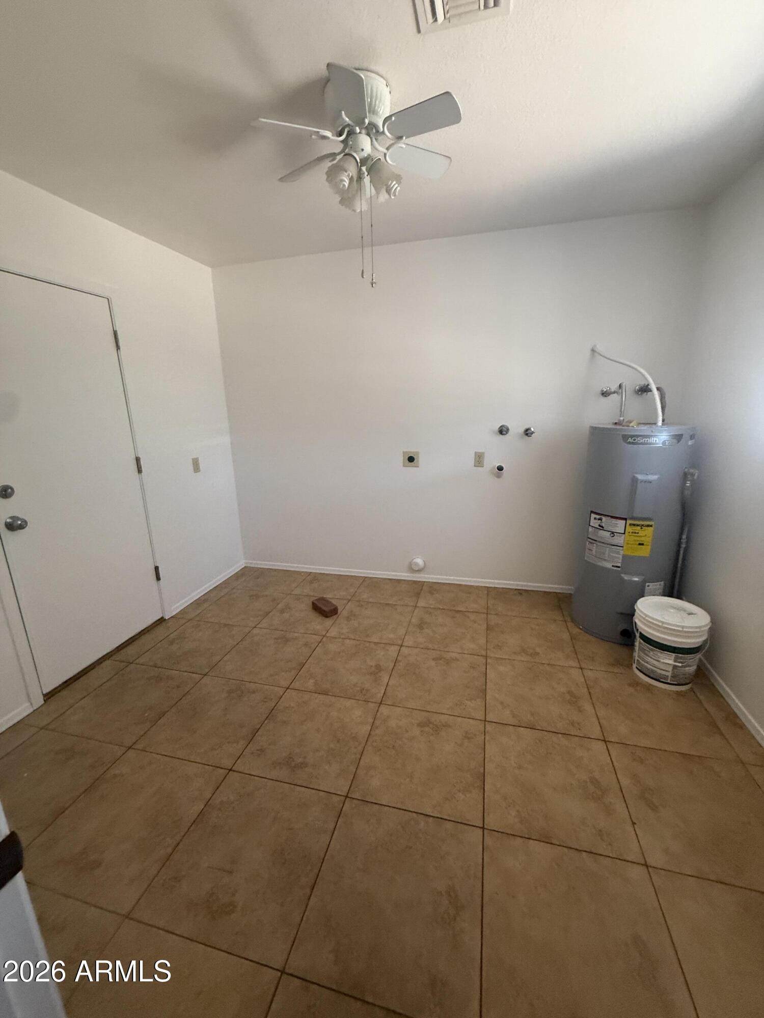 1890 W 15TH Lane