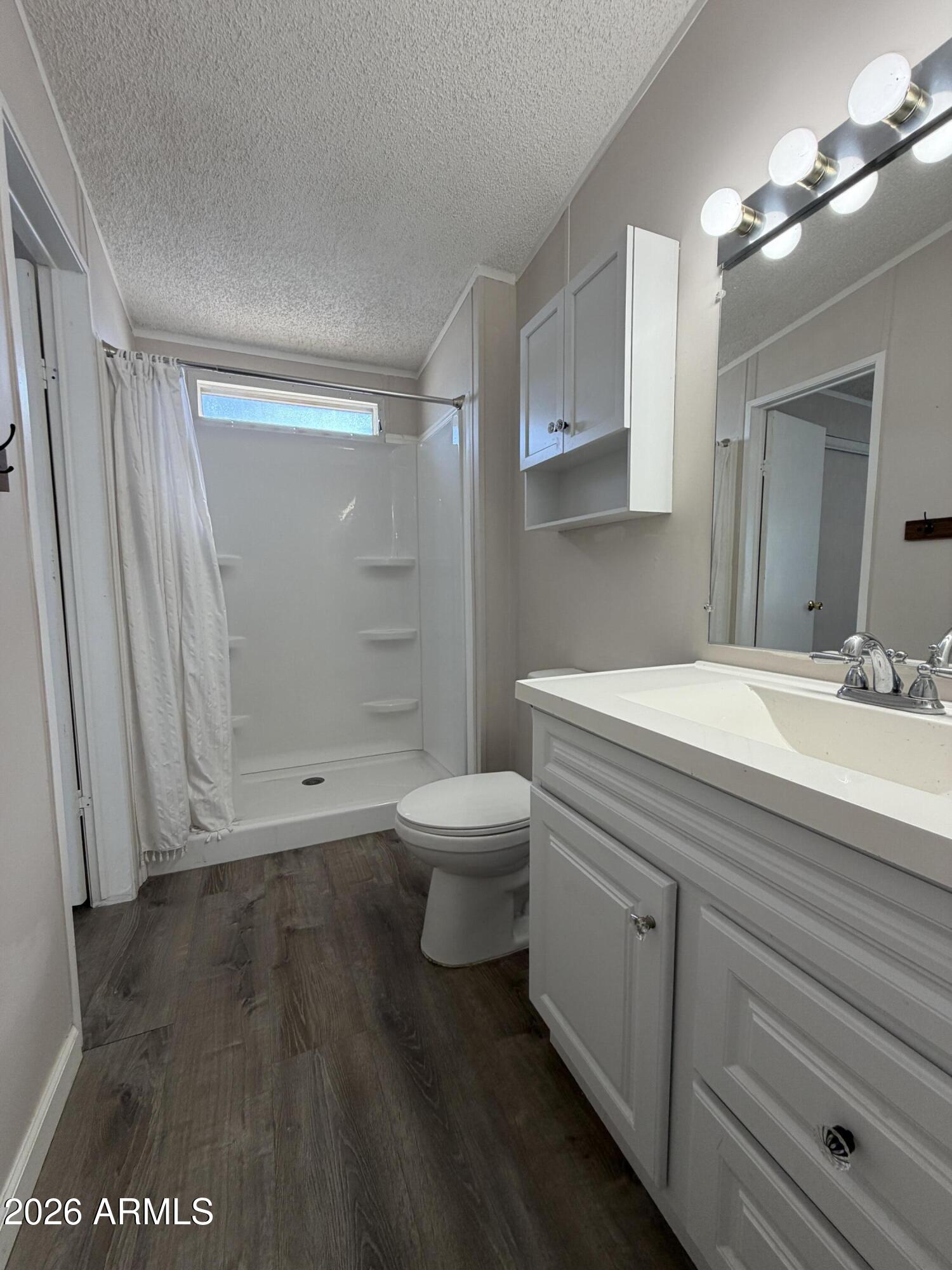 1804 W TEPEE Street 43
