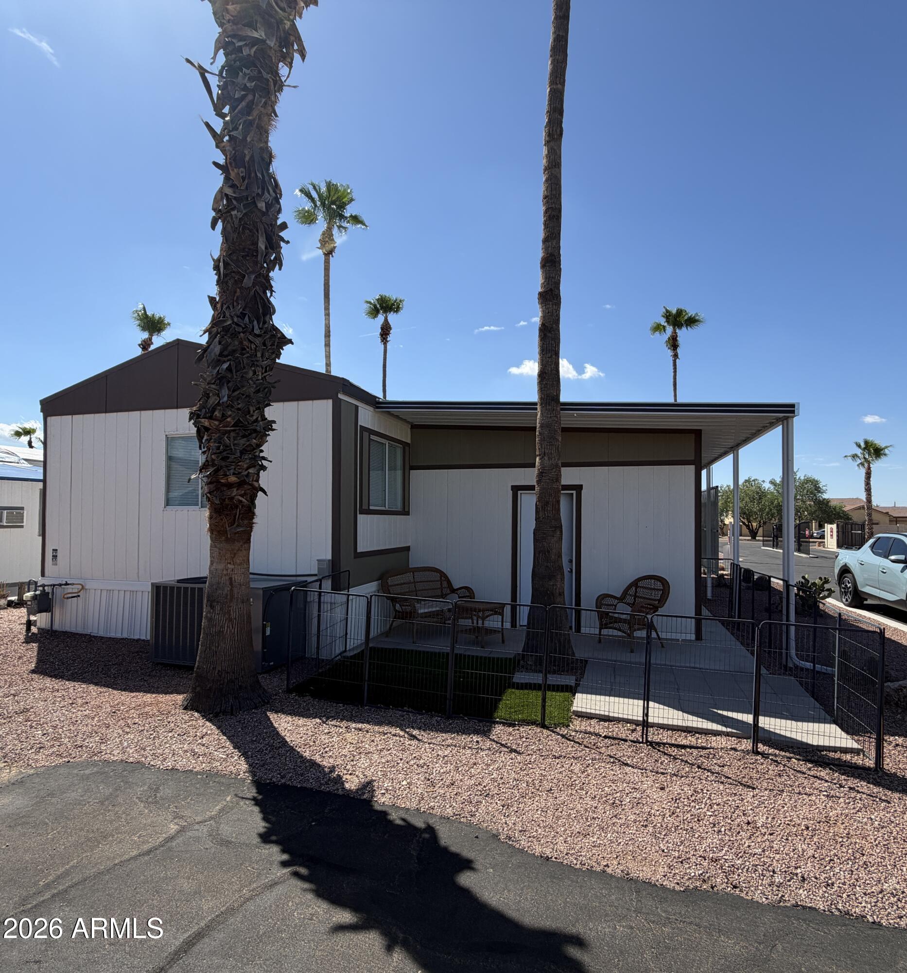 1804 W TEPEE Street 43