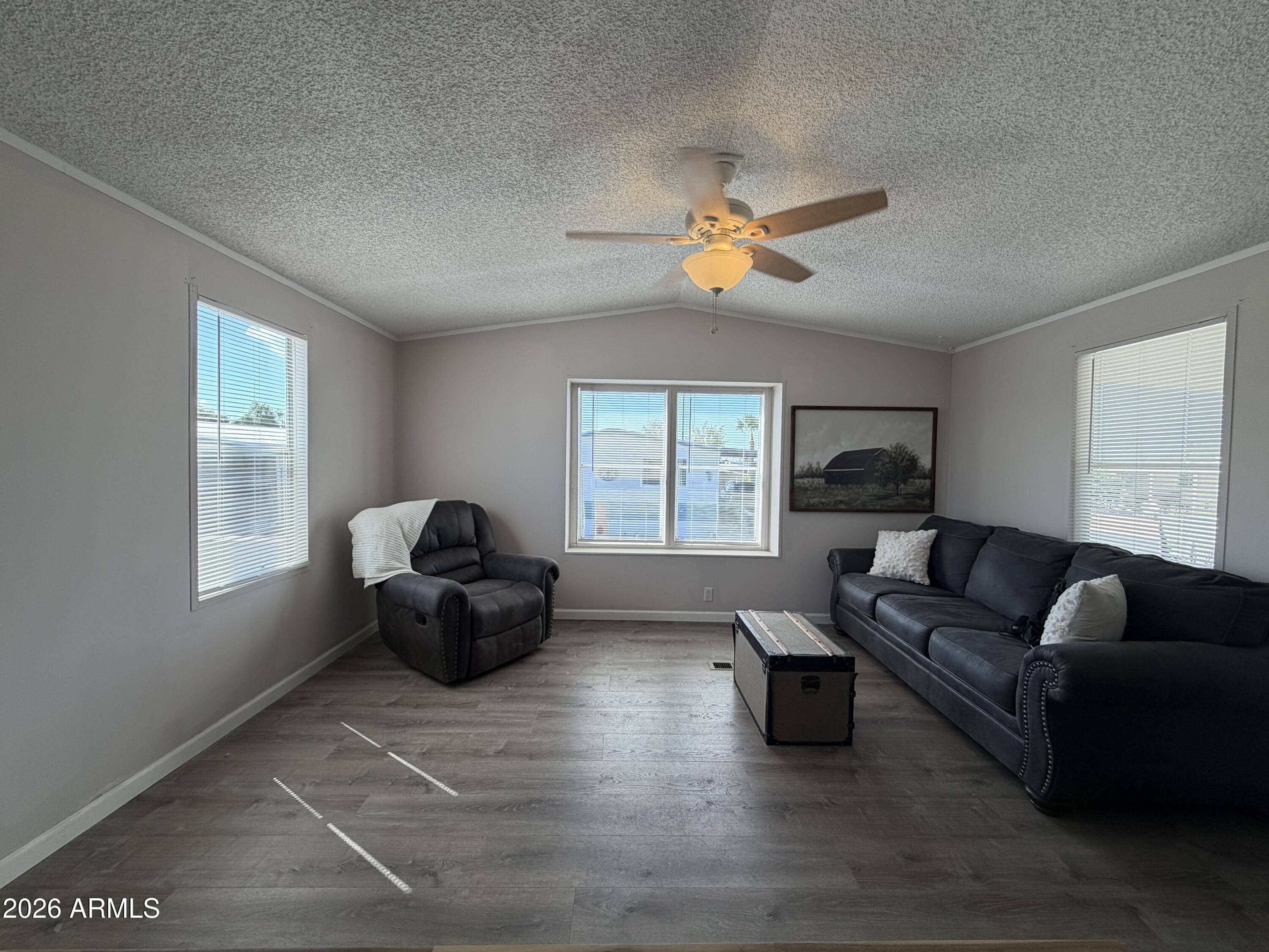 1804 W TEPEE Street 43
