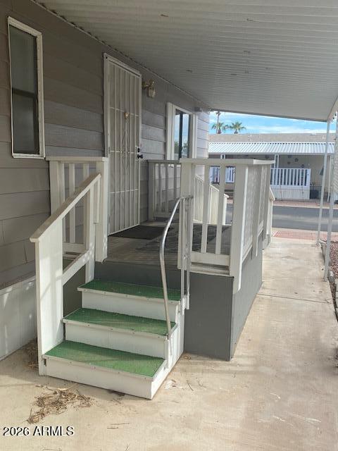 9427 E UNIVERSITY Drive 80