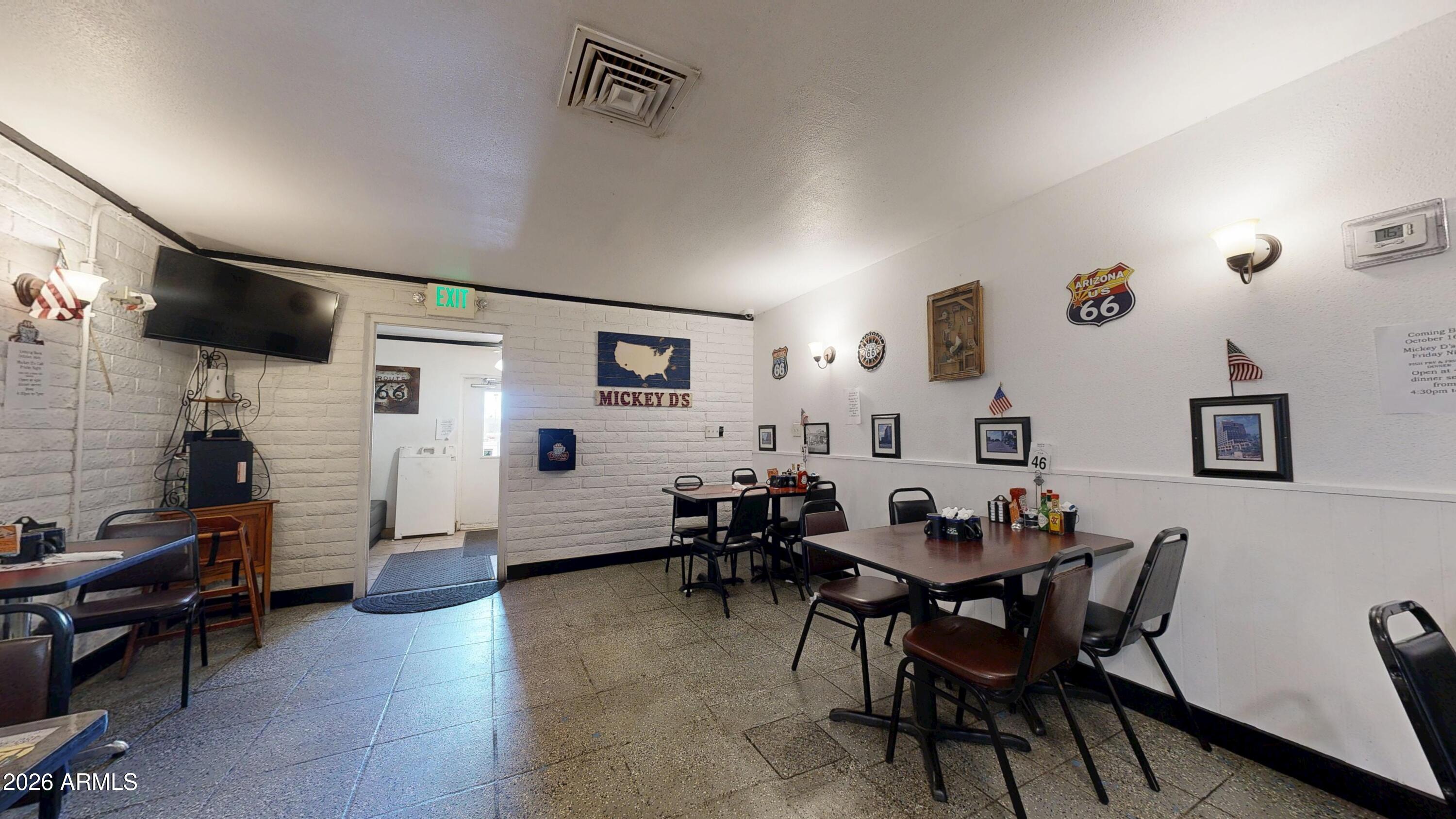 1408 W APACHE Trail