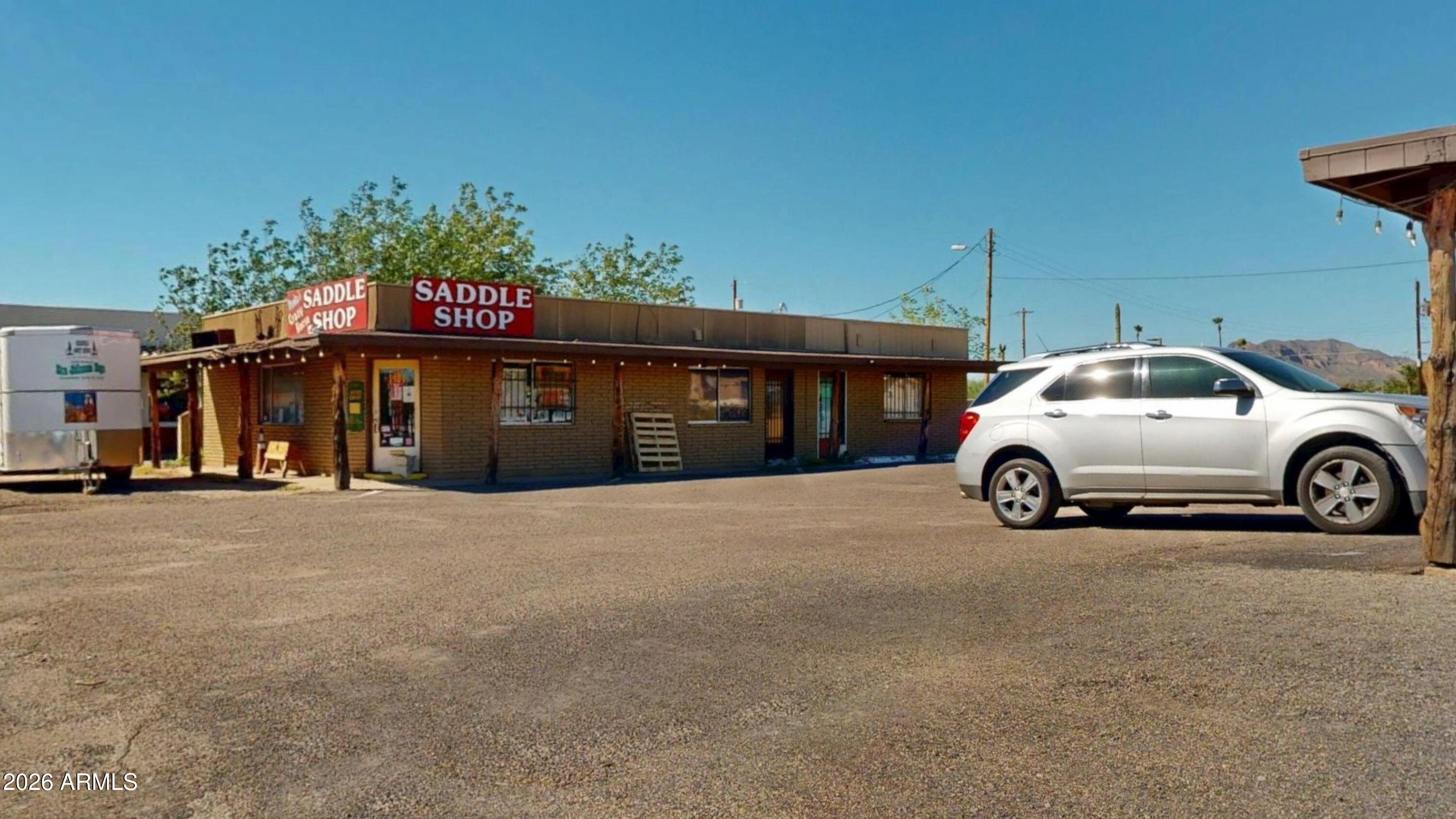 1408 W APACHE Trail