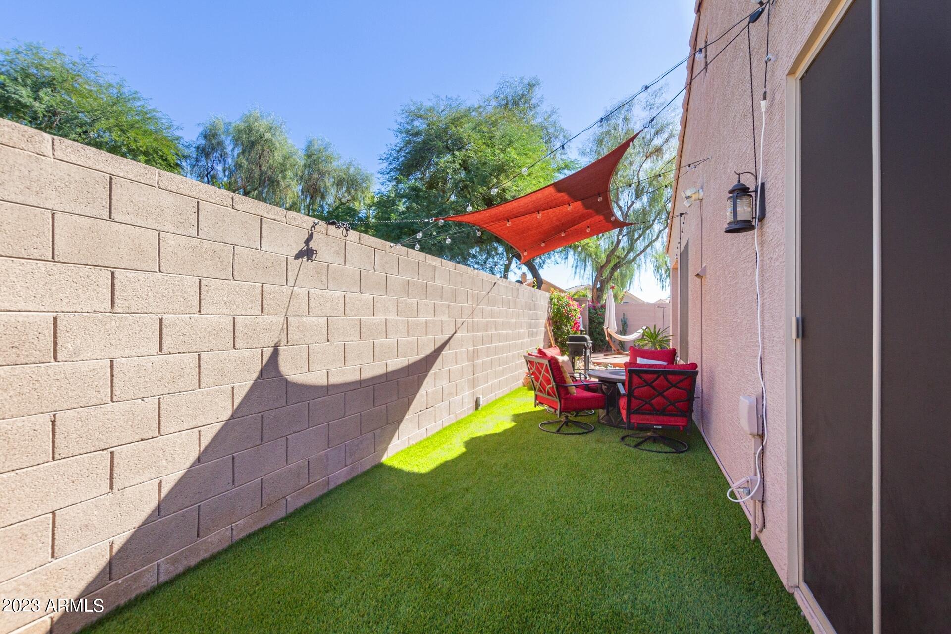 7065 E LINDNER Avenue