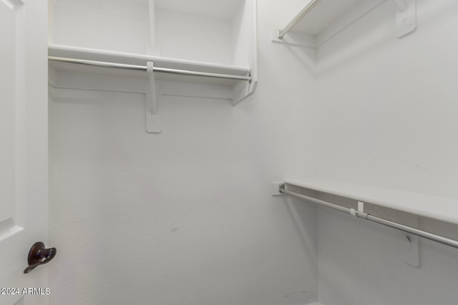 7963 S COLUMBUS Drive