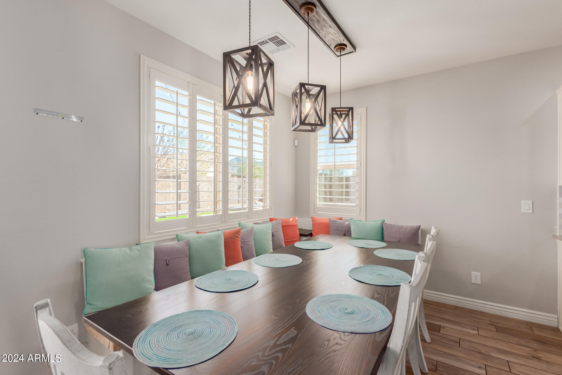 7963 S COLUMBUS Drive