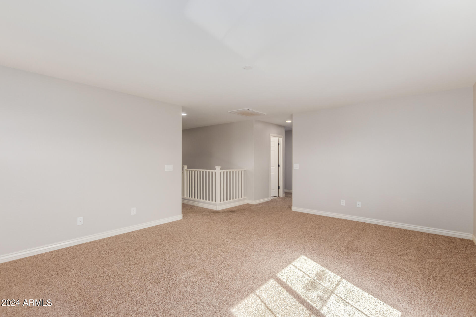 7963 S COLUMBUS Drive