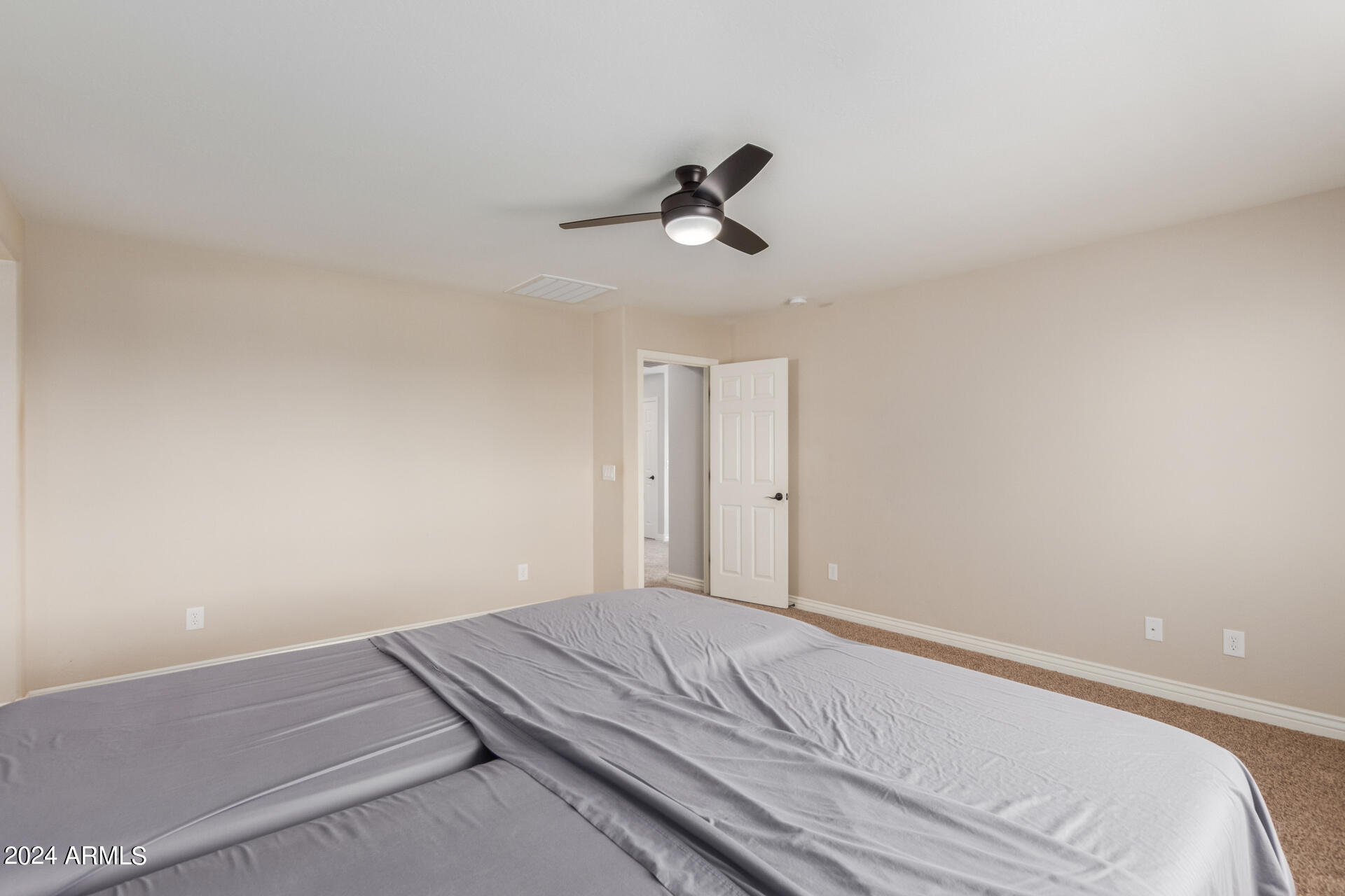 7963 S COLUMBUS Drive