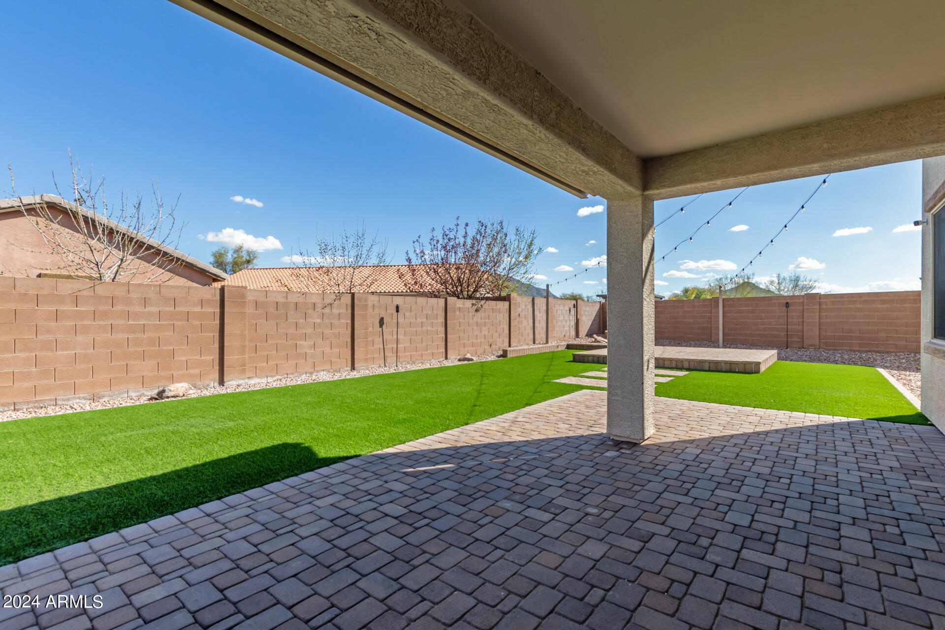 7963 S COLUMBUS Drive