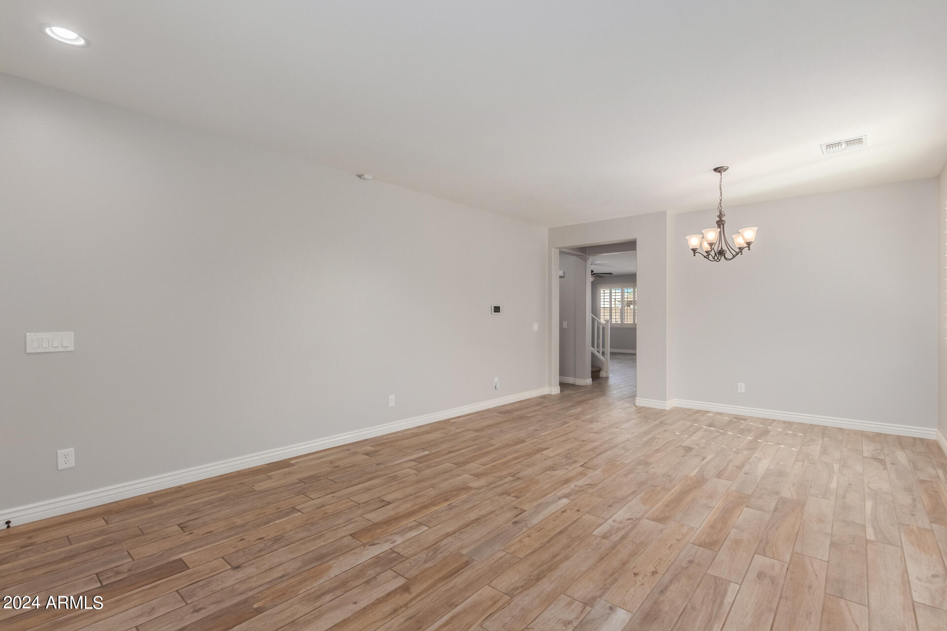 7963 S COLUMBUS Drive