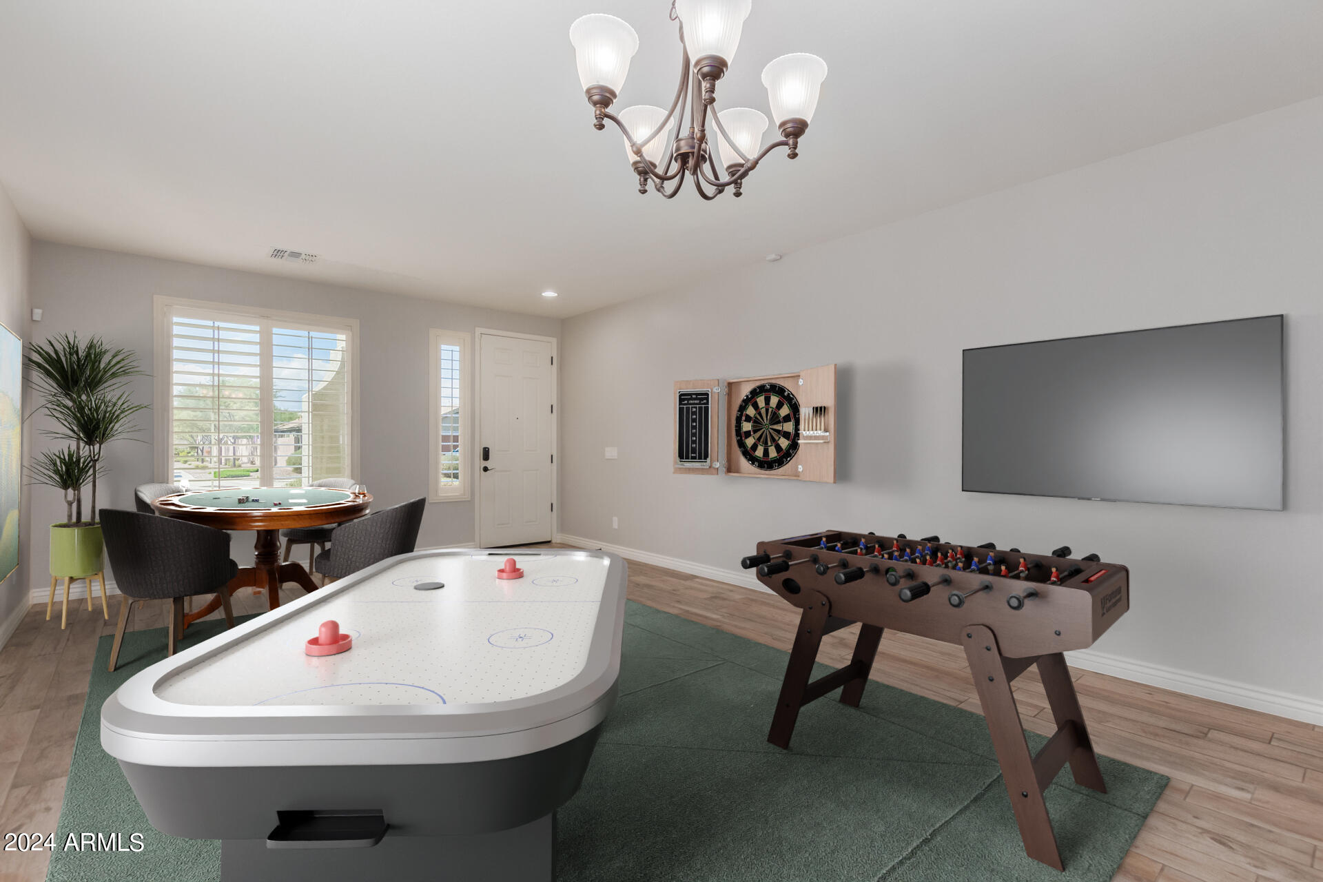 7963 S COLUMBUS Drive