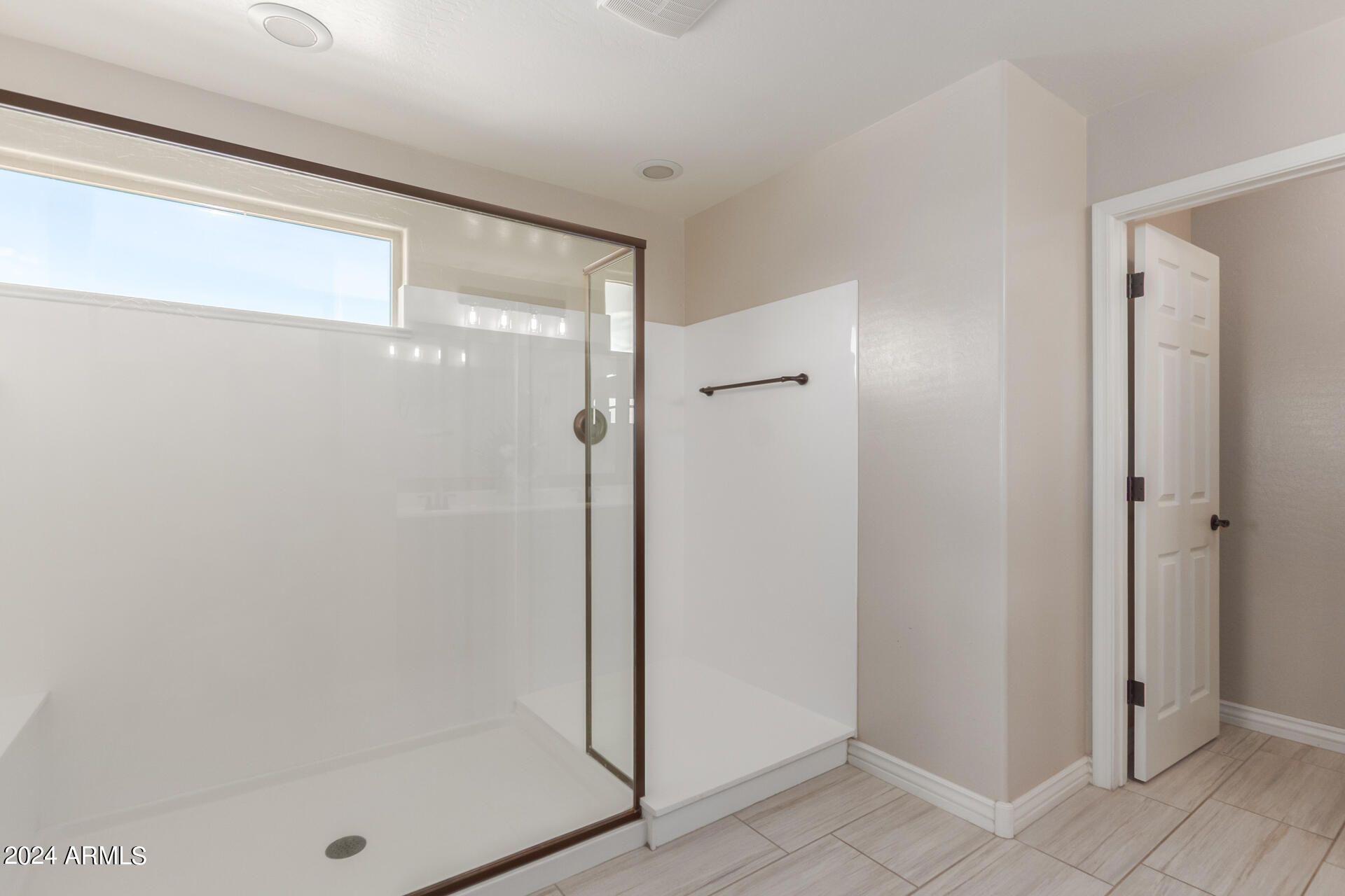 7963 S COLUMBUS Drive