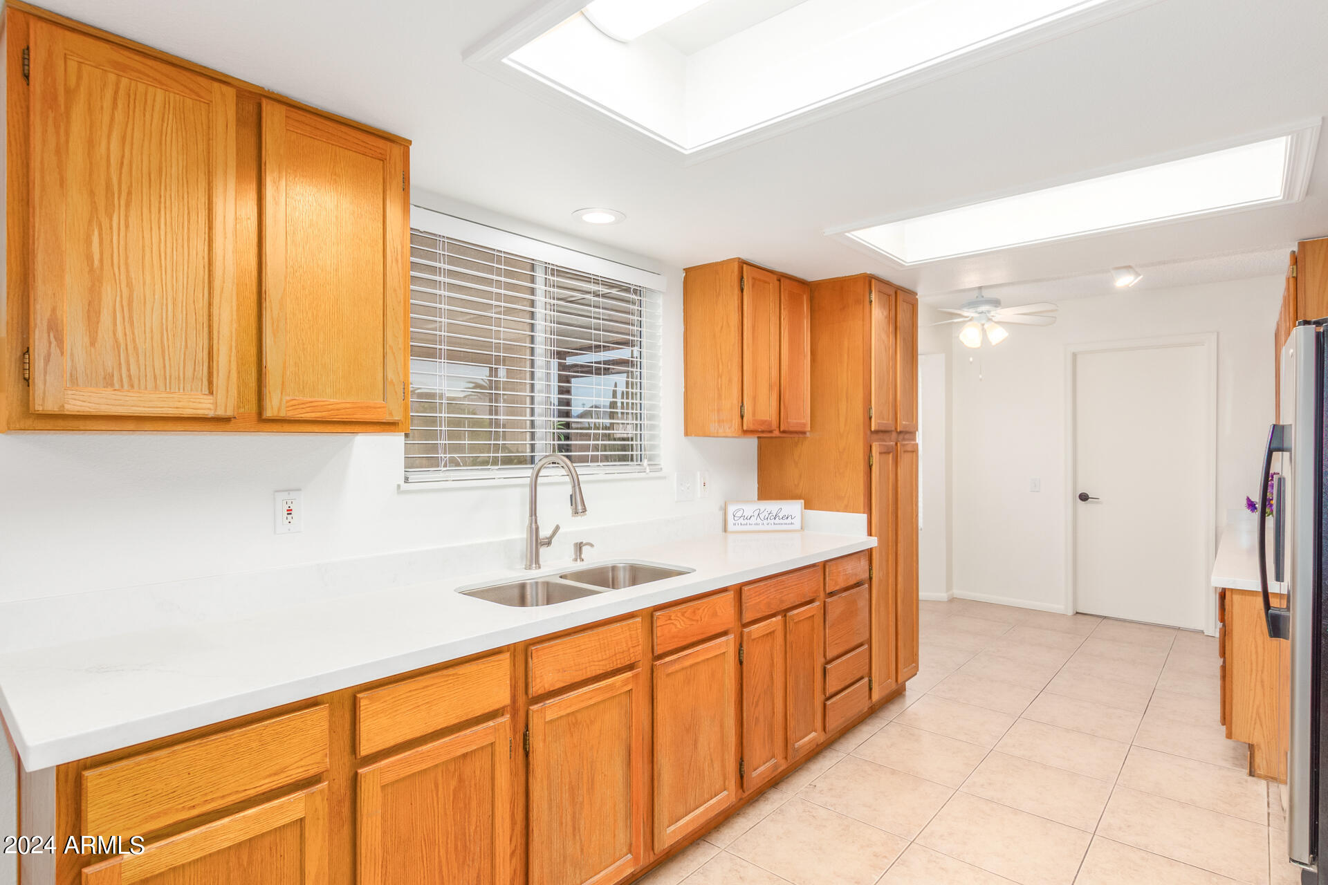 12450 W TIGERSEYE Drive