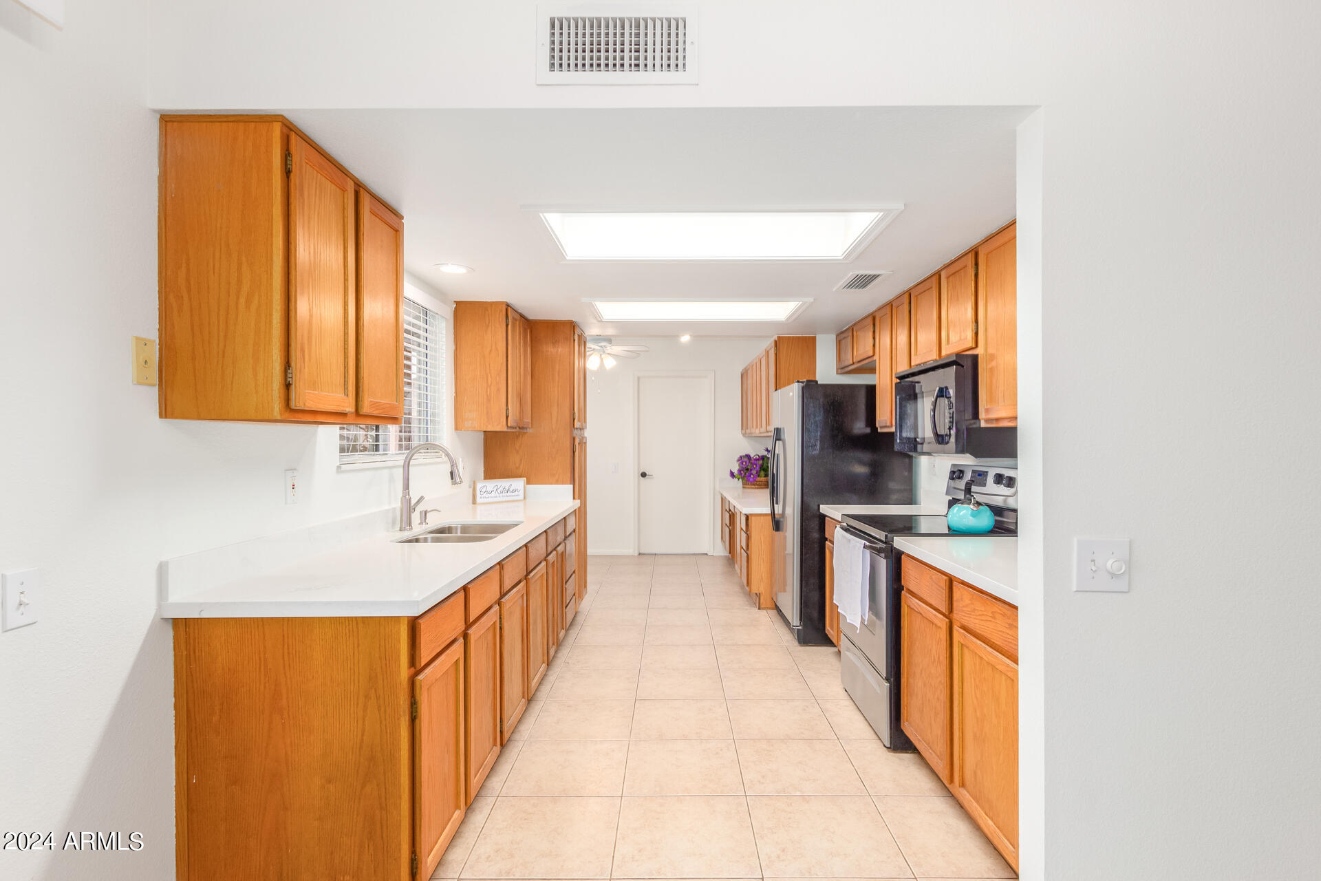 12450 W TIGERSEYE Drive