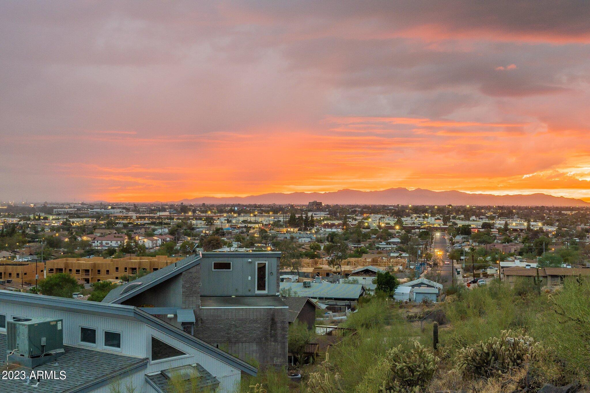 1302 W SHANGRI LA Road