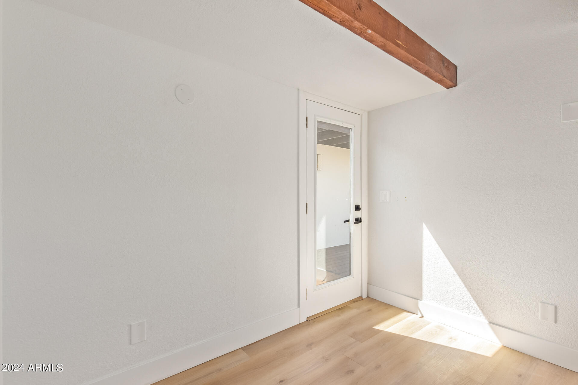 1302 W SHANGRI LA Road