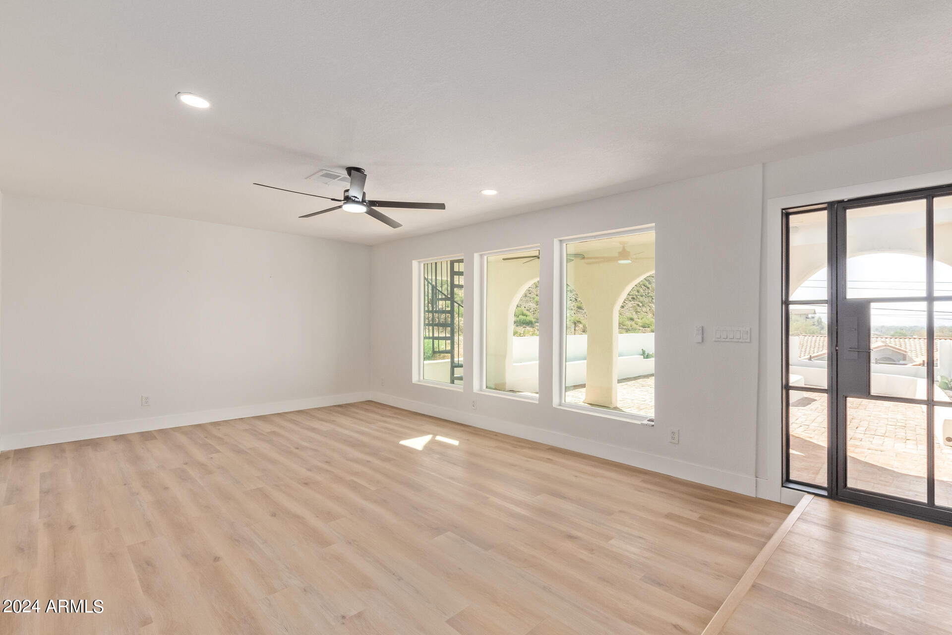 1302 W SHANGRI LA Road