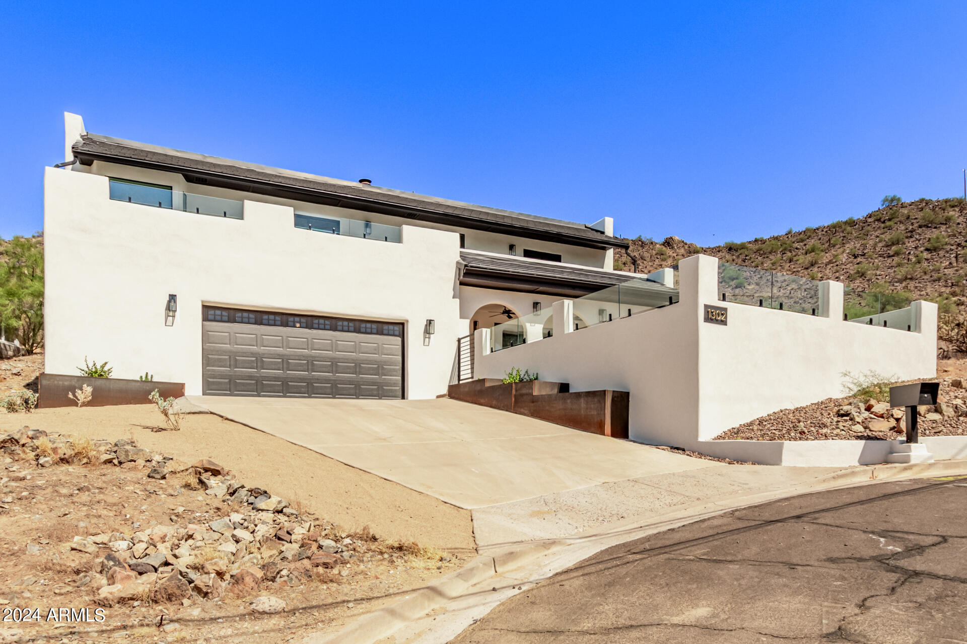 1302 W SHANGRI LA Road