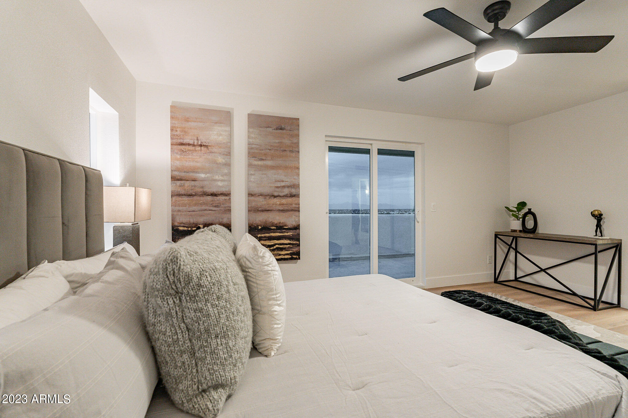 1302 W SHANGRI LA Road