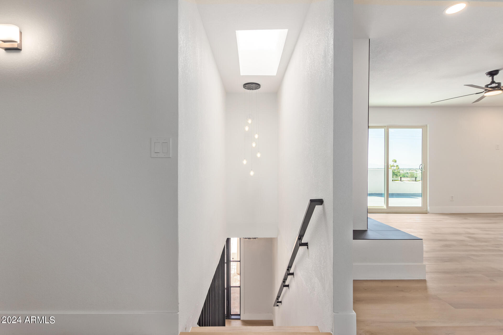 1302 W SHANGRI LA Road