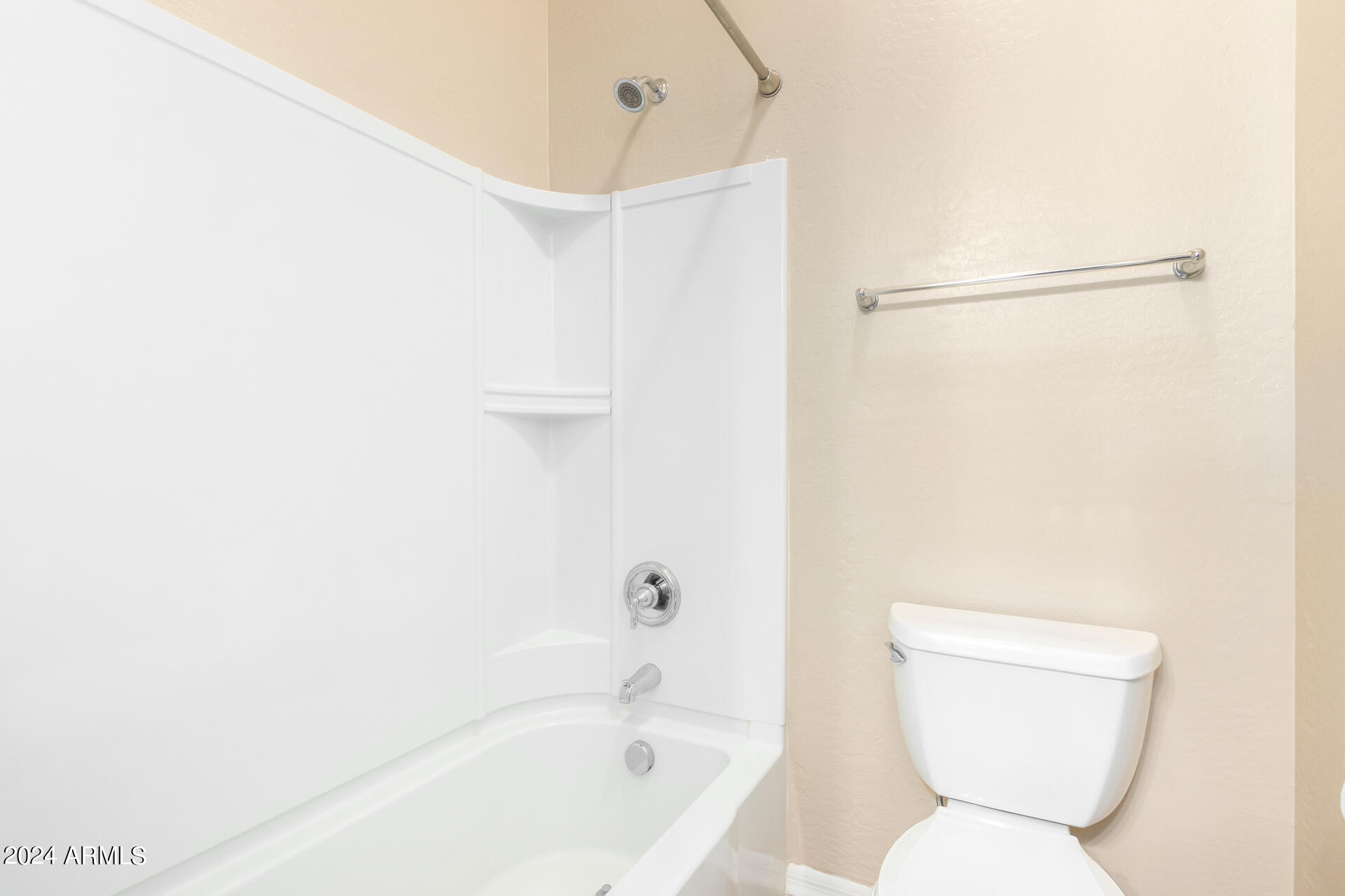 17903 E REPOSA Court