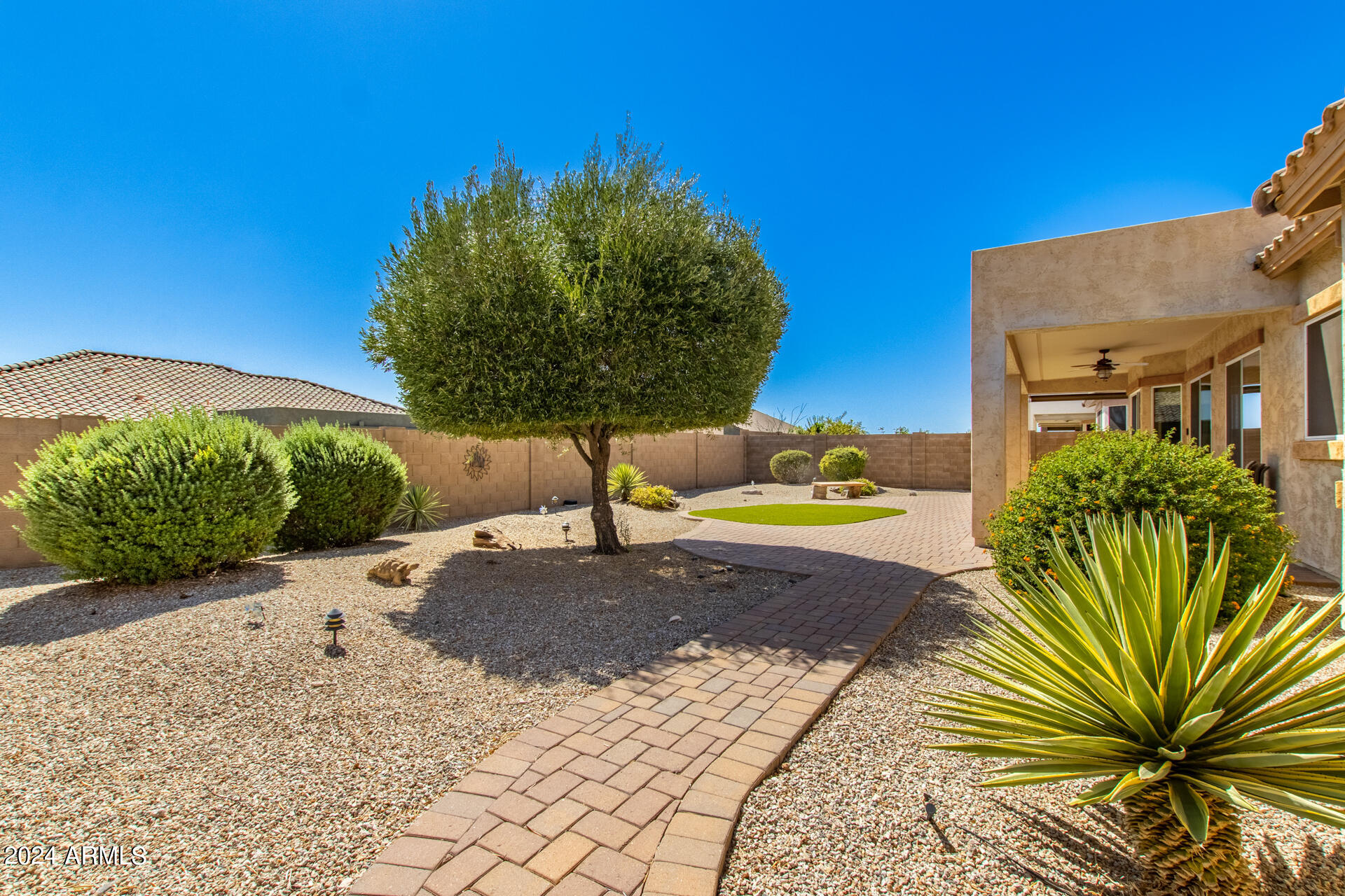 17903 E REPOSA Court