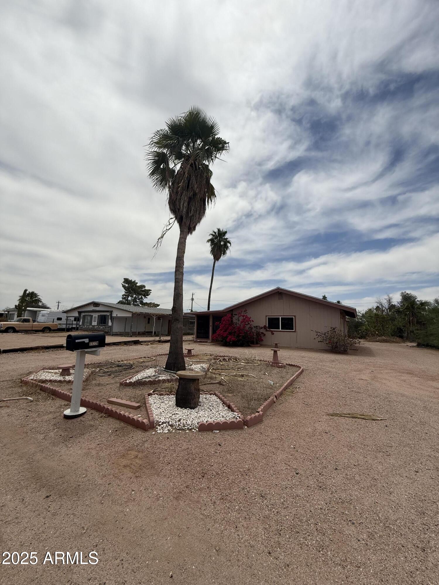 11231 E BOULDER Drive