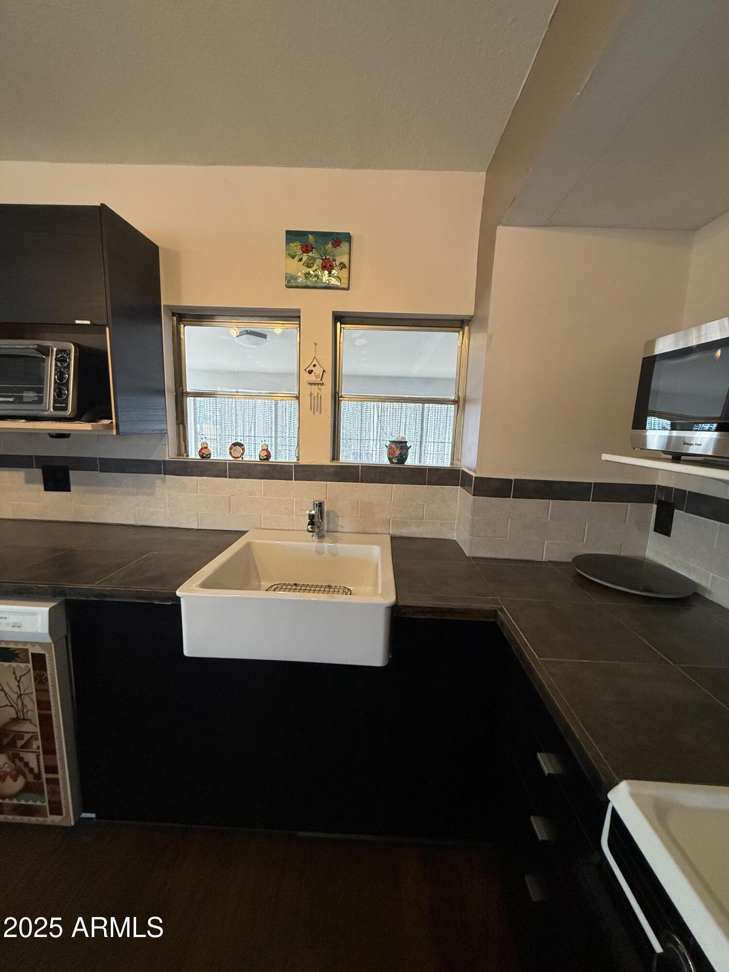 11231 E BOULDER Drive