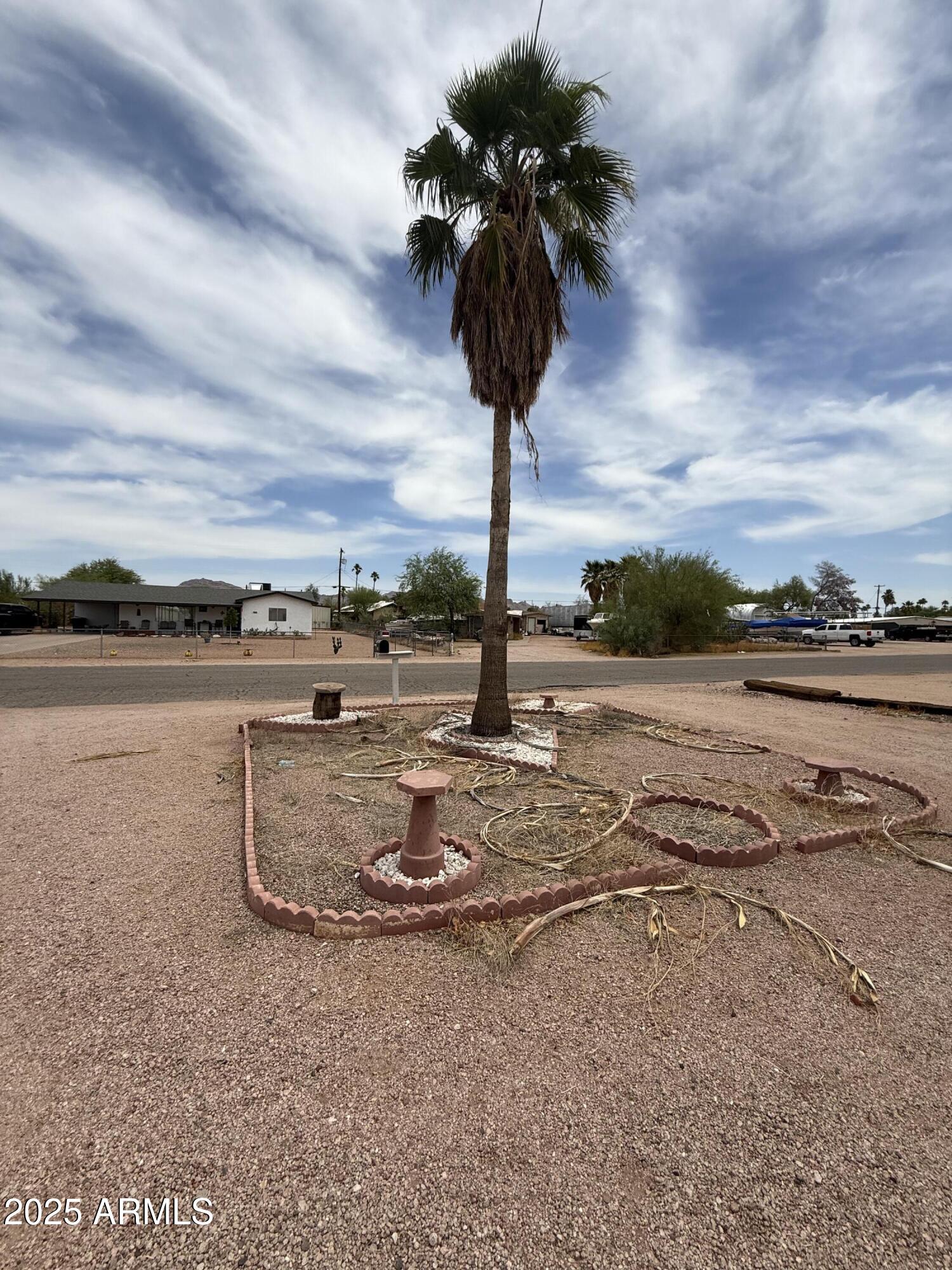 11231 E BOULDER Drive