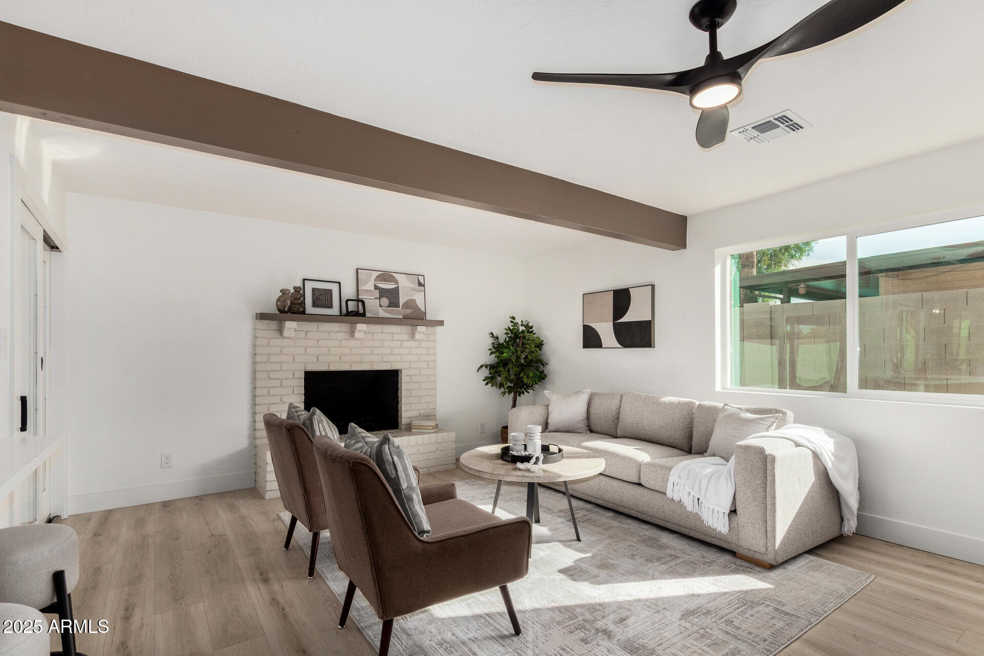 2807 W ROSEWOOD Drive