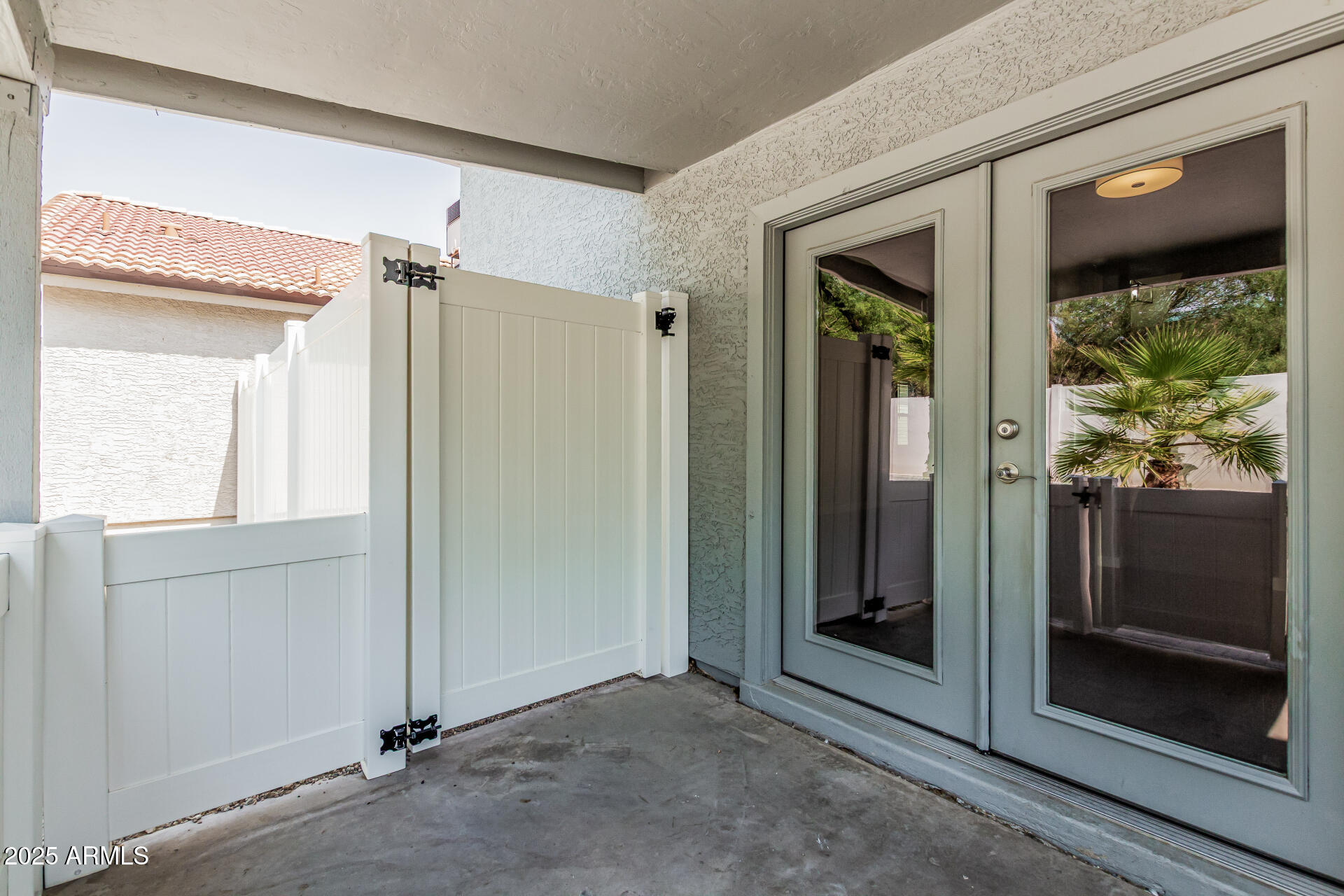 6650 E NORTHRIDGE Street