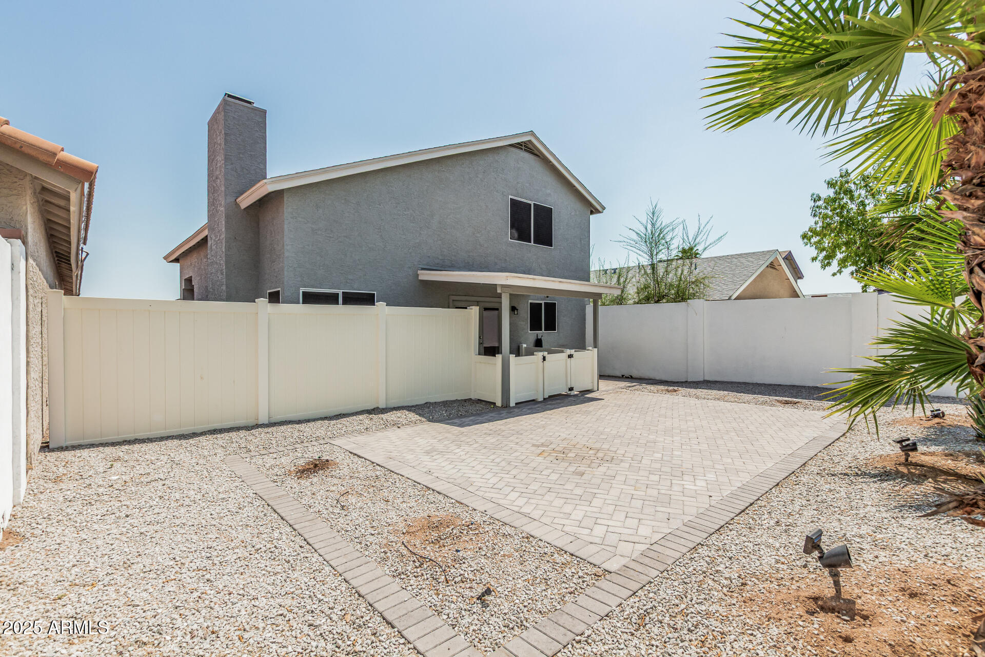 6650 E NORTHRIDGE Street