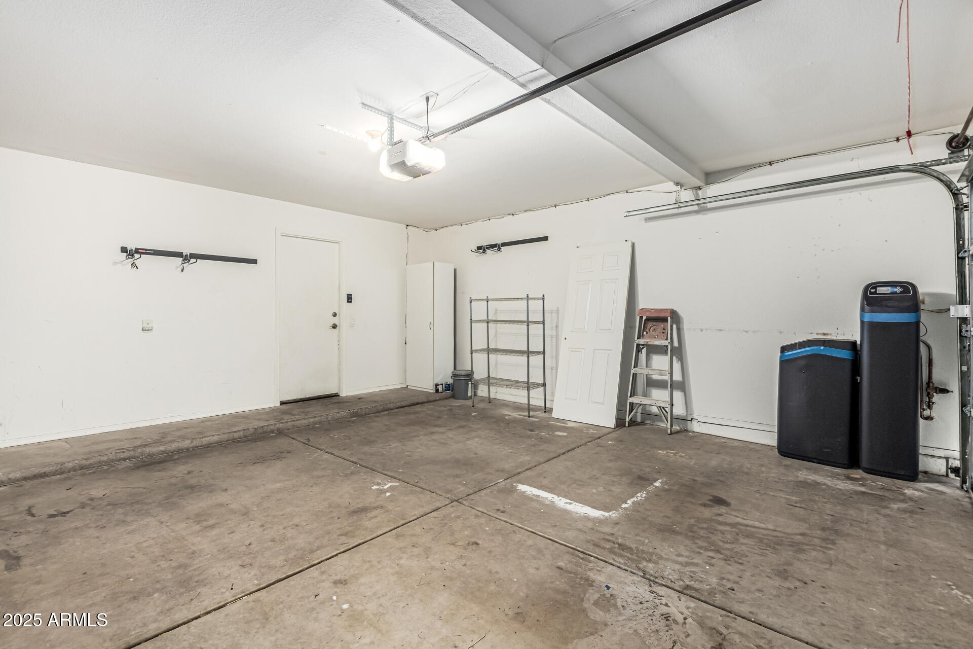 6650 E NORTHRIDGE Street