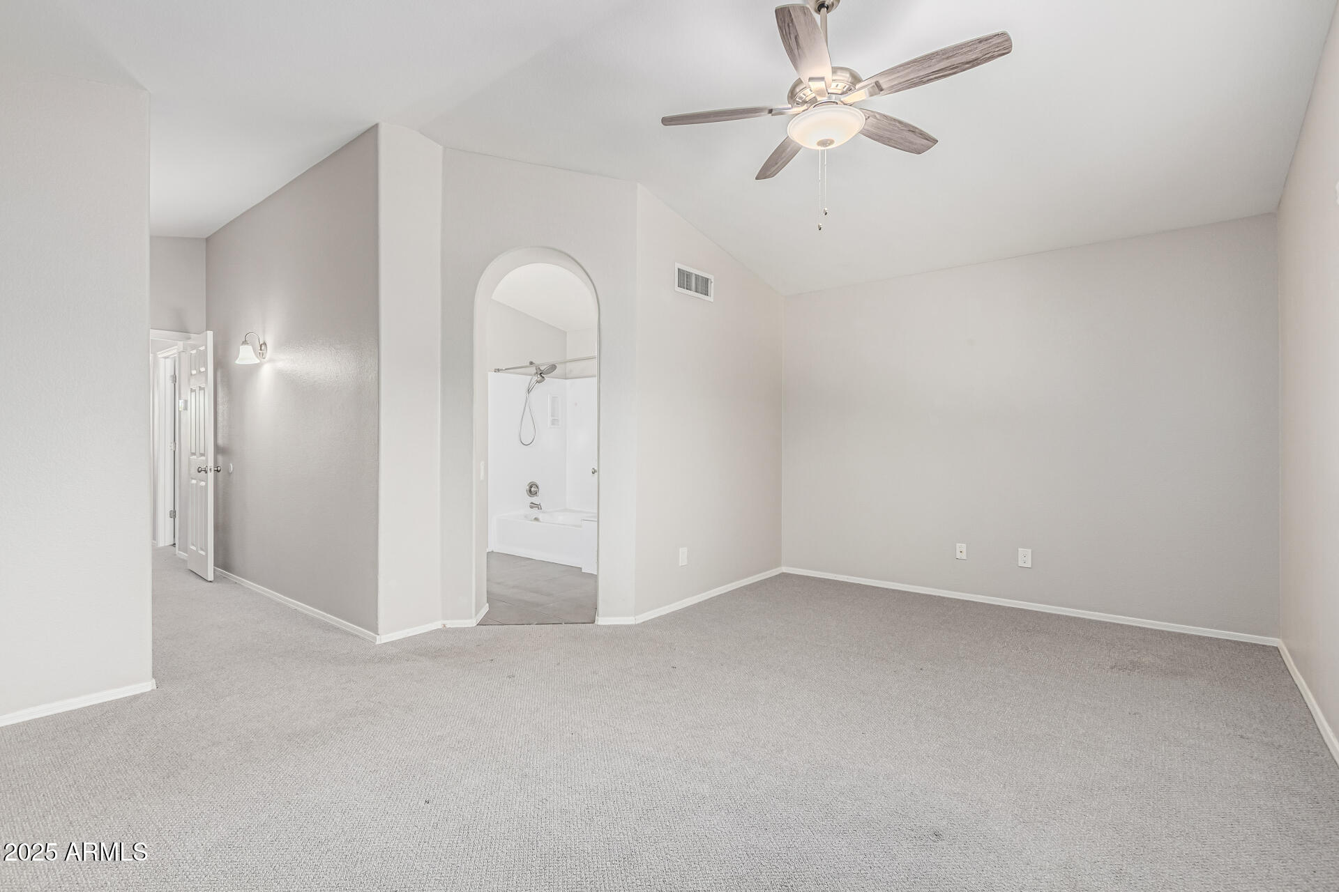 6650 E NORTHRIDGE Street