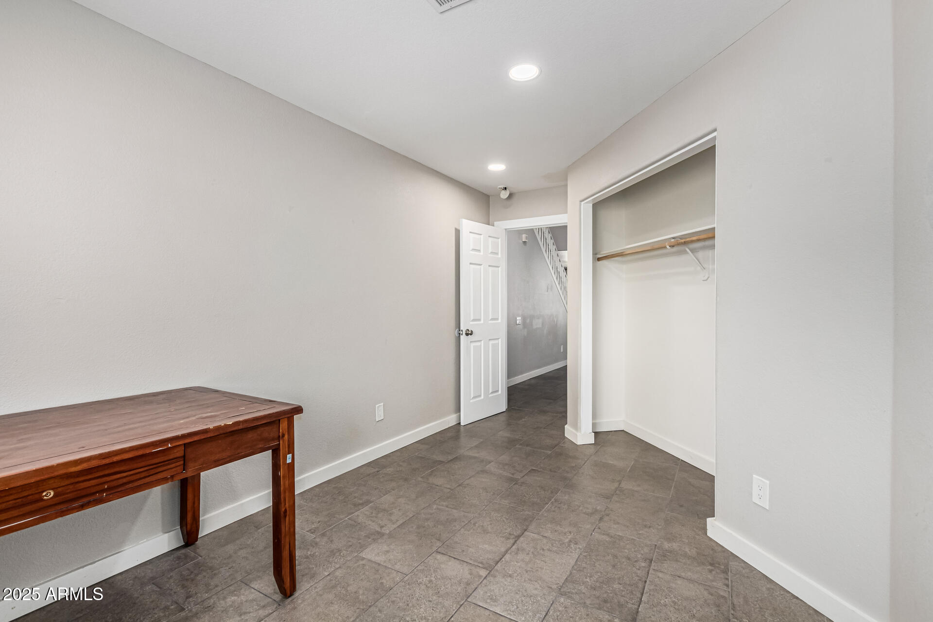 6650 E NORTHRIDGE Street