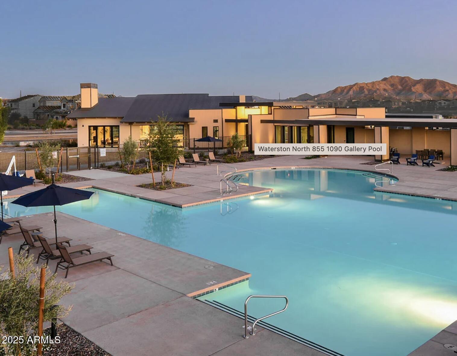 5439 S RED ROCK Street