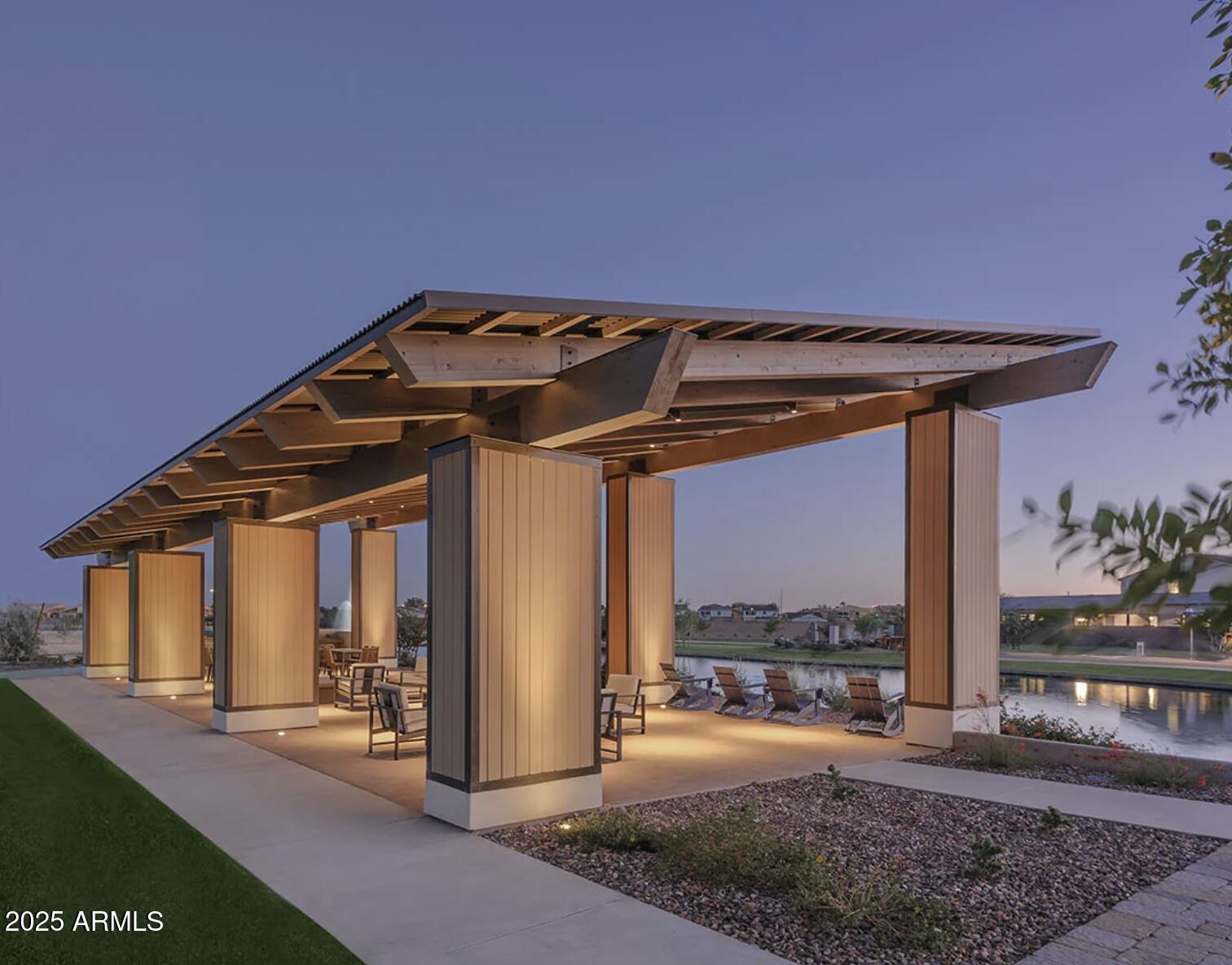 5439 S RED ROCK Street