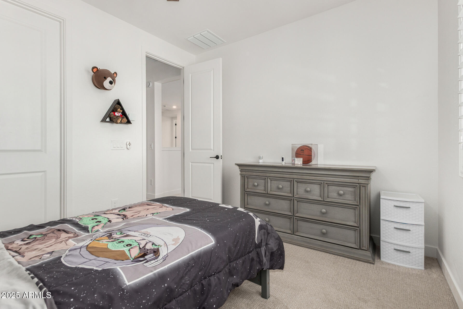 5439 S RED ROCK Street