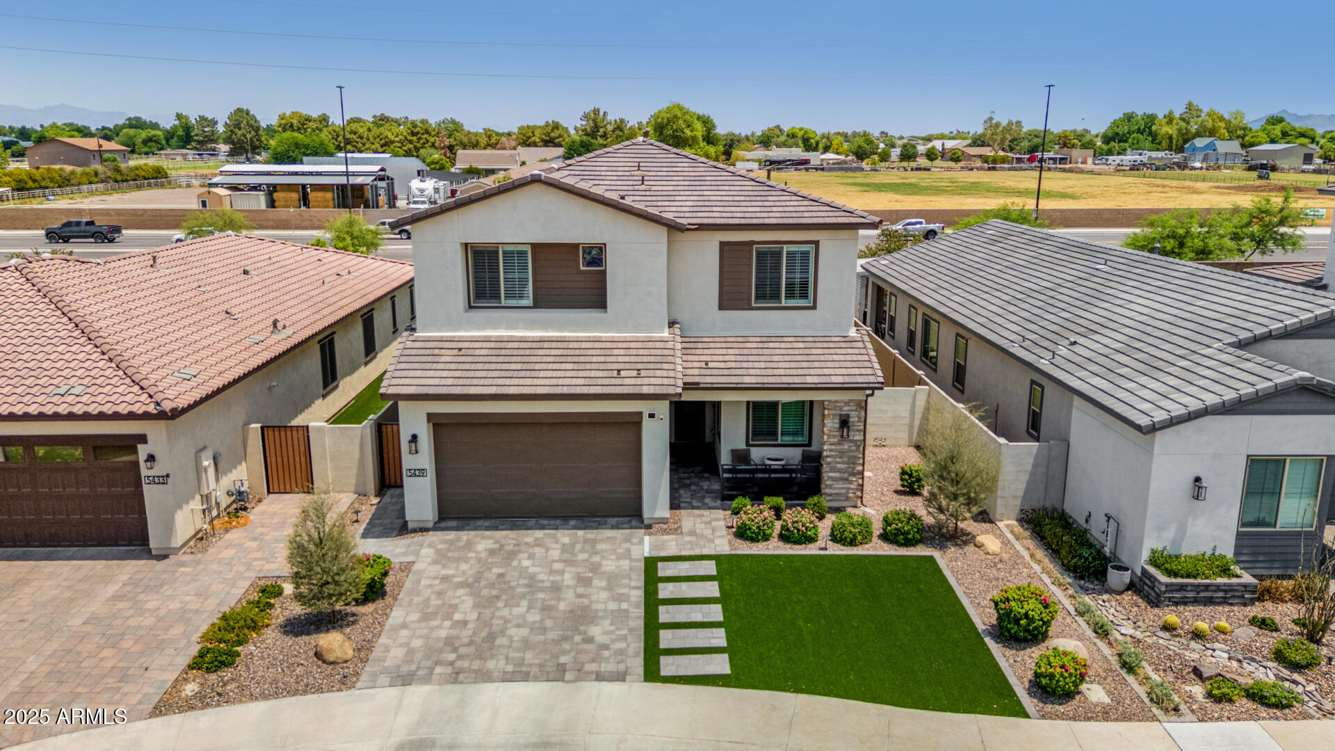 5439 S RED ROCK Street