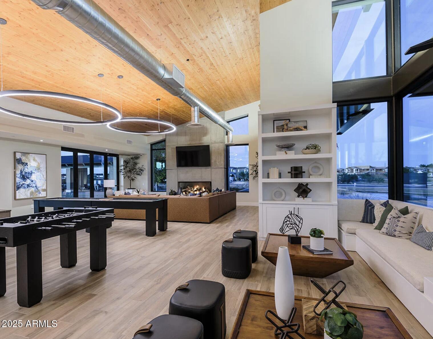 5439 S RED ROCK Street