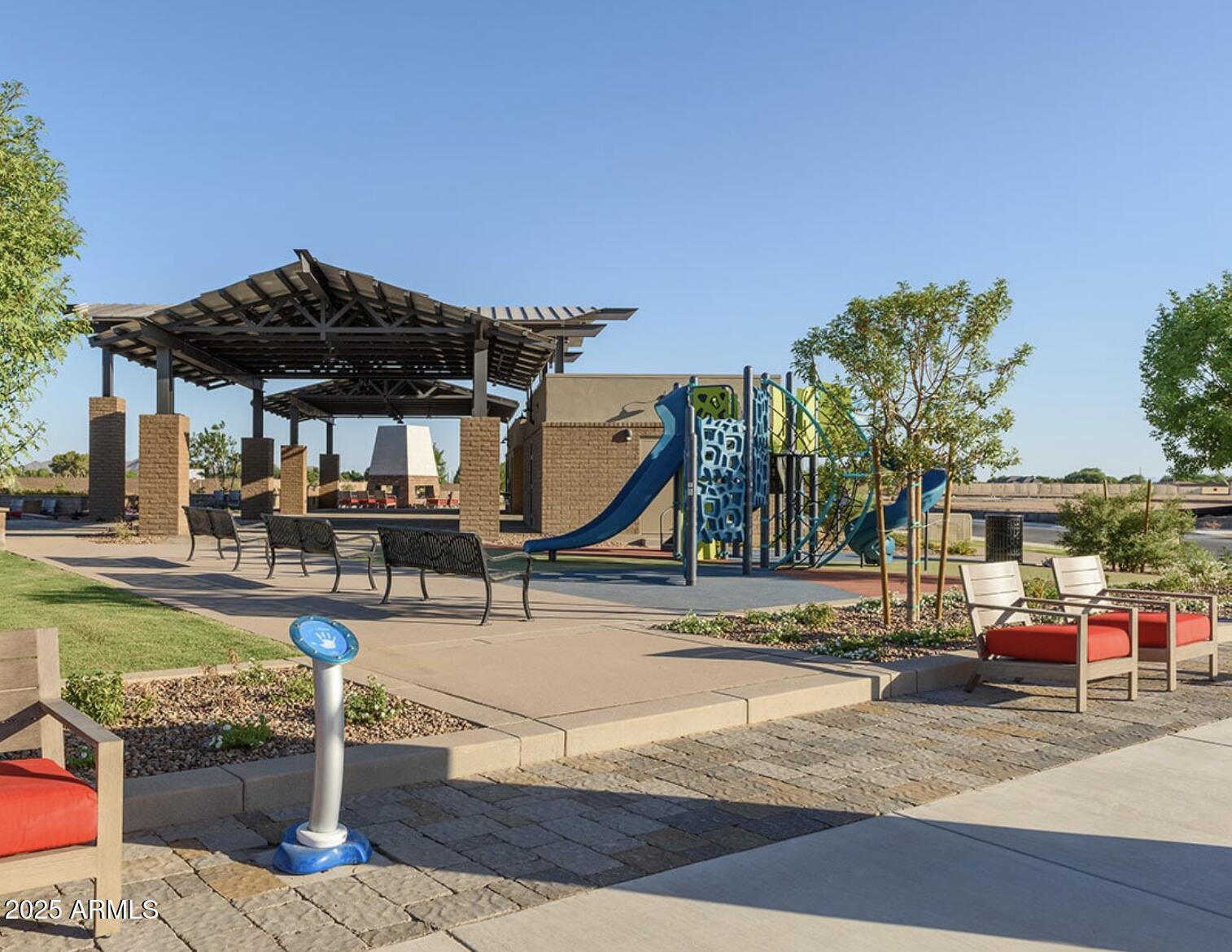 5439 S RED ROCK Street