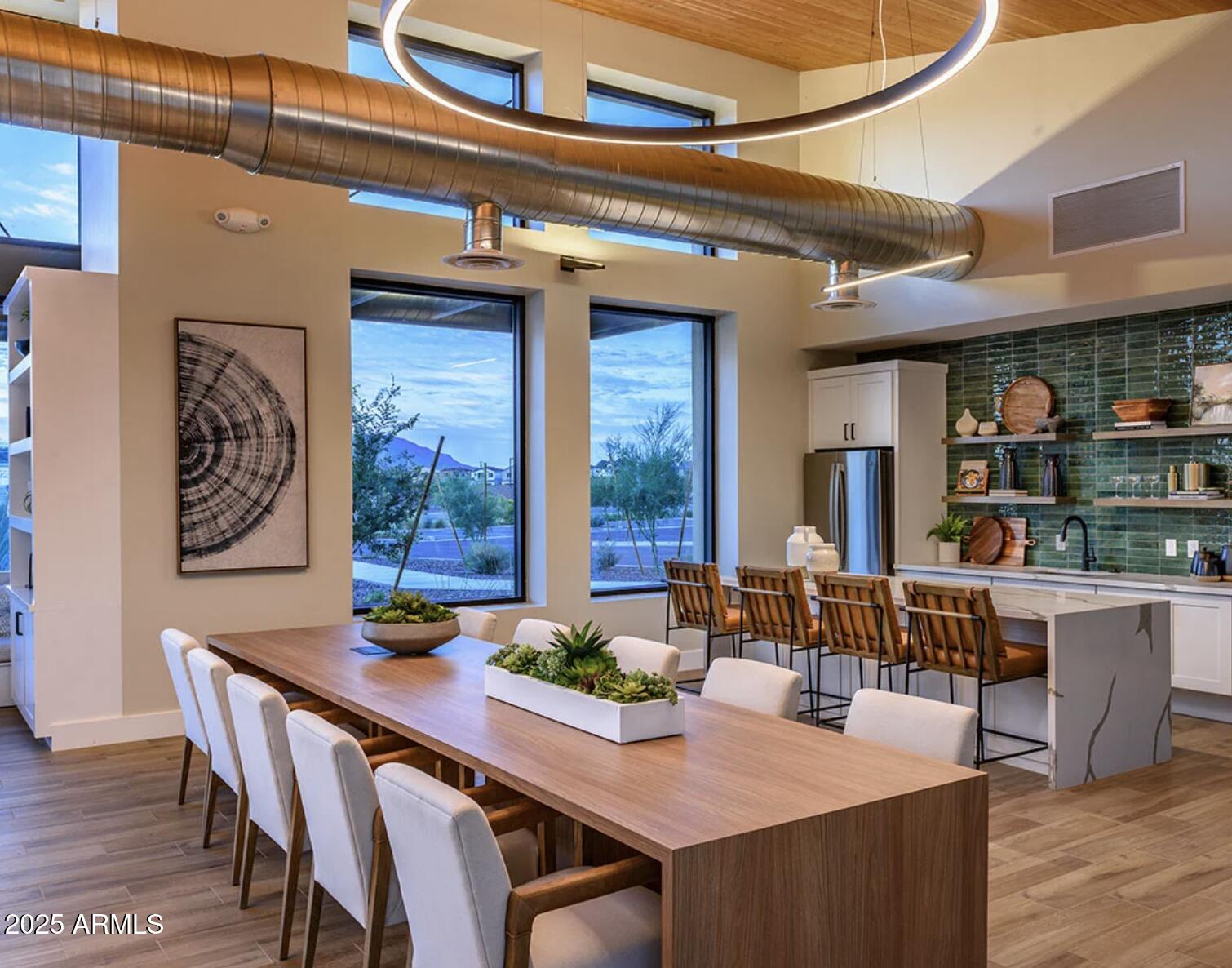 5439 S RED ROCK Street