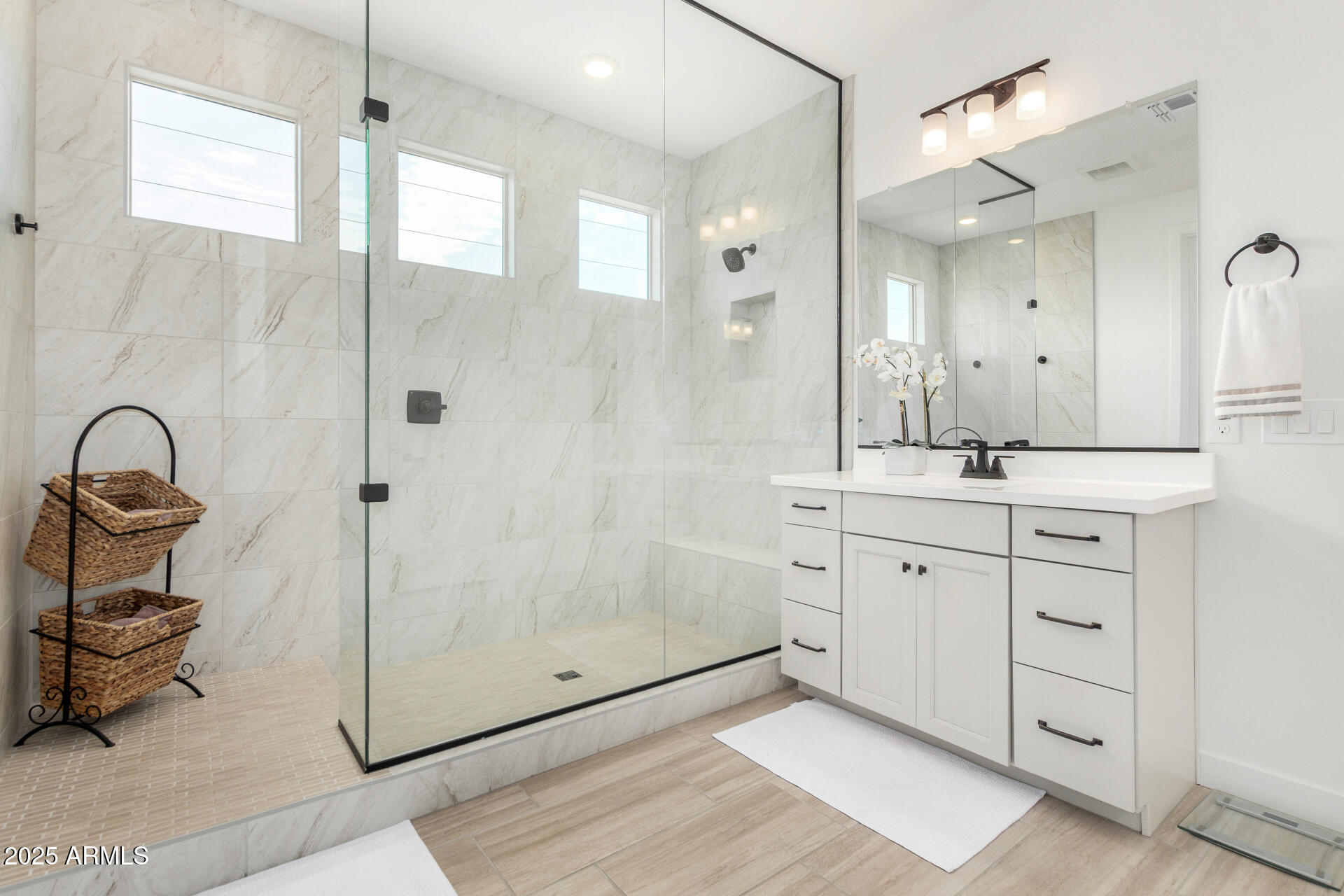 5439 S RED ROCK Street