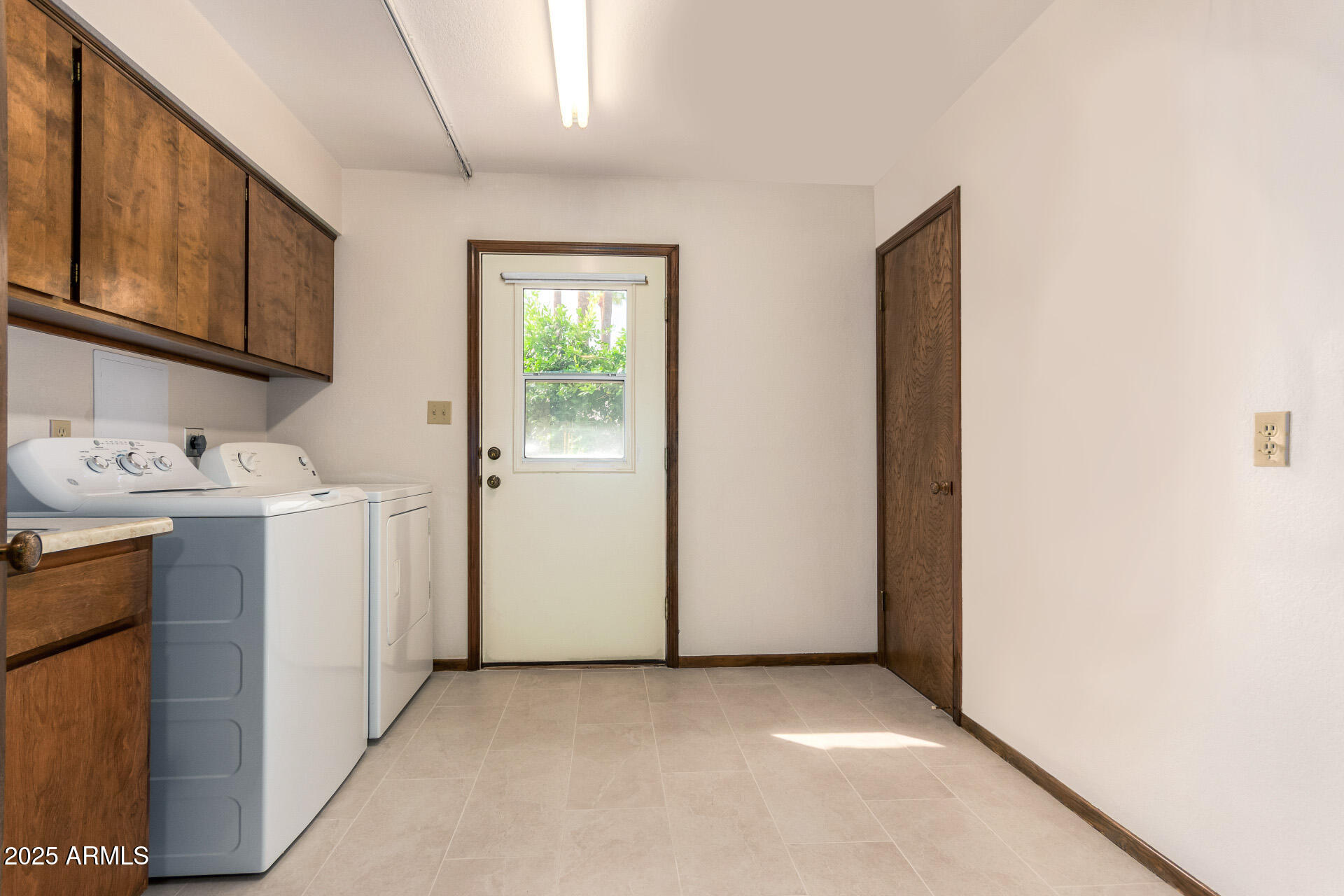 16449 E FAIRLYNN Drive