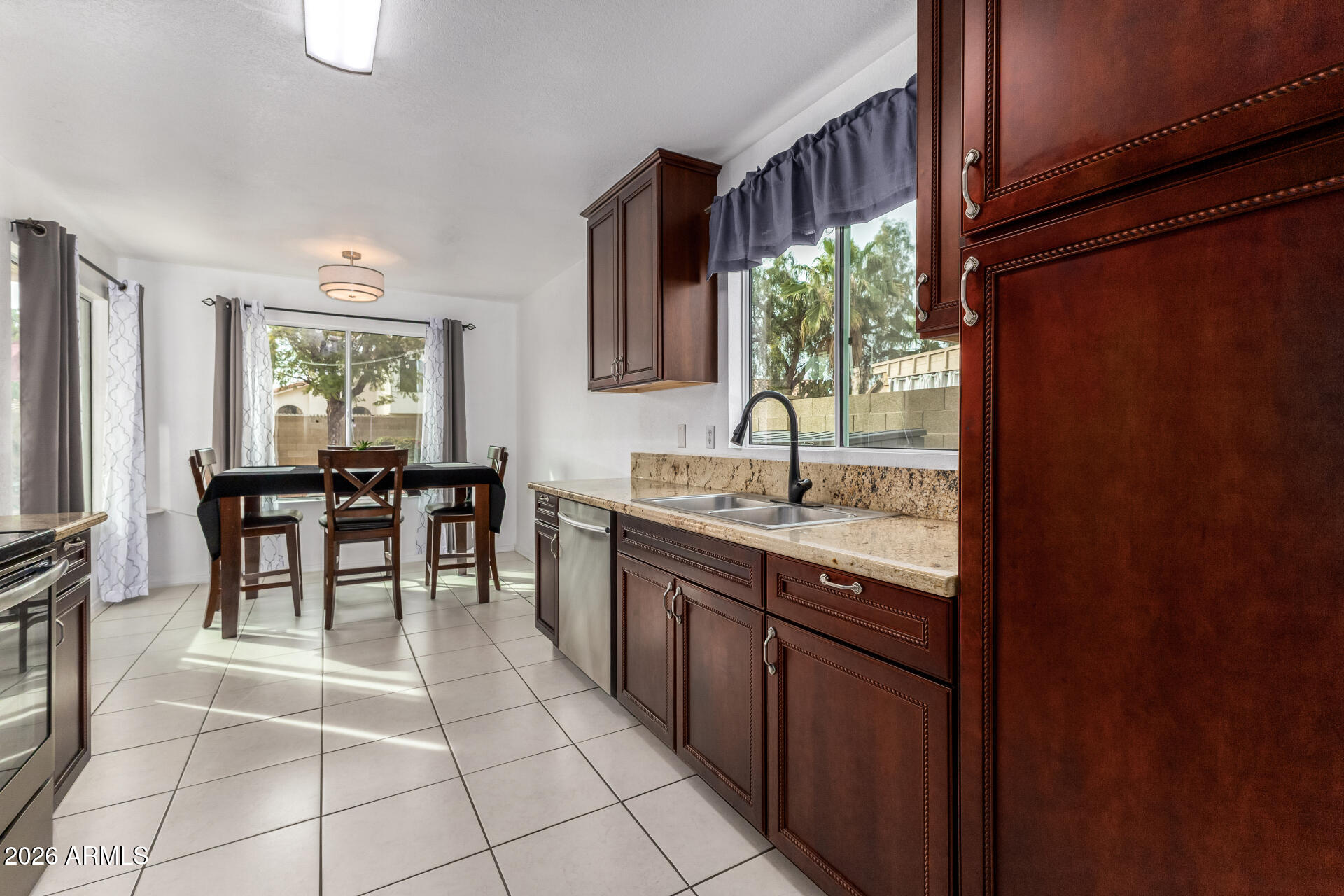 4313 E DESERT TRUMPET Road