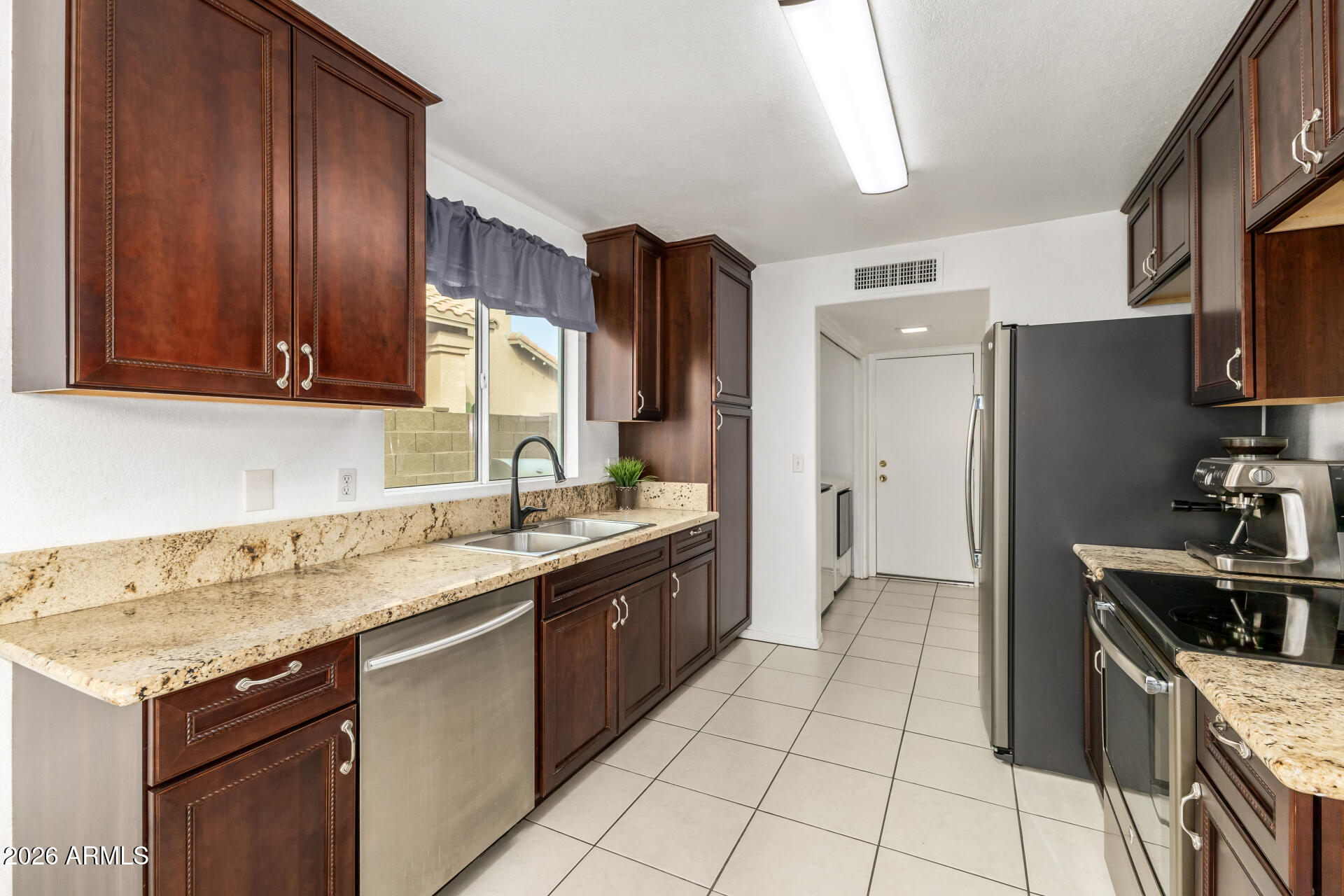 4313 E DESERT TRUMPET Road