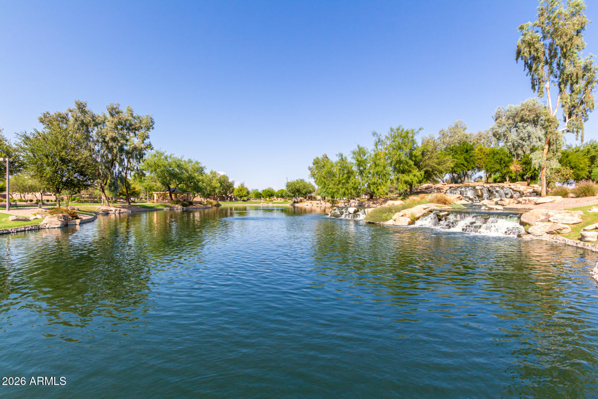 2740 E RAKESTRAW Lane