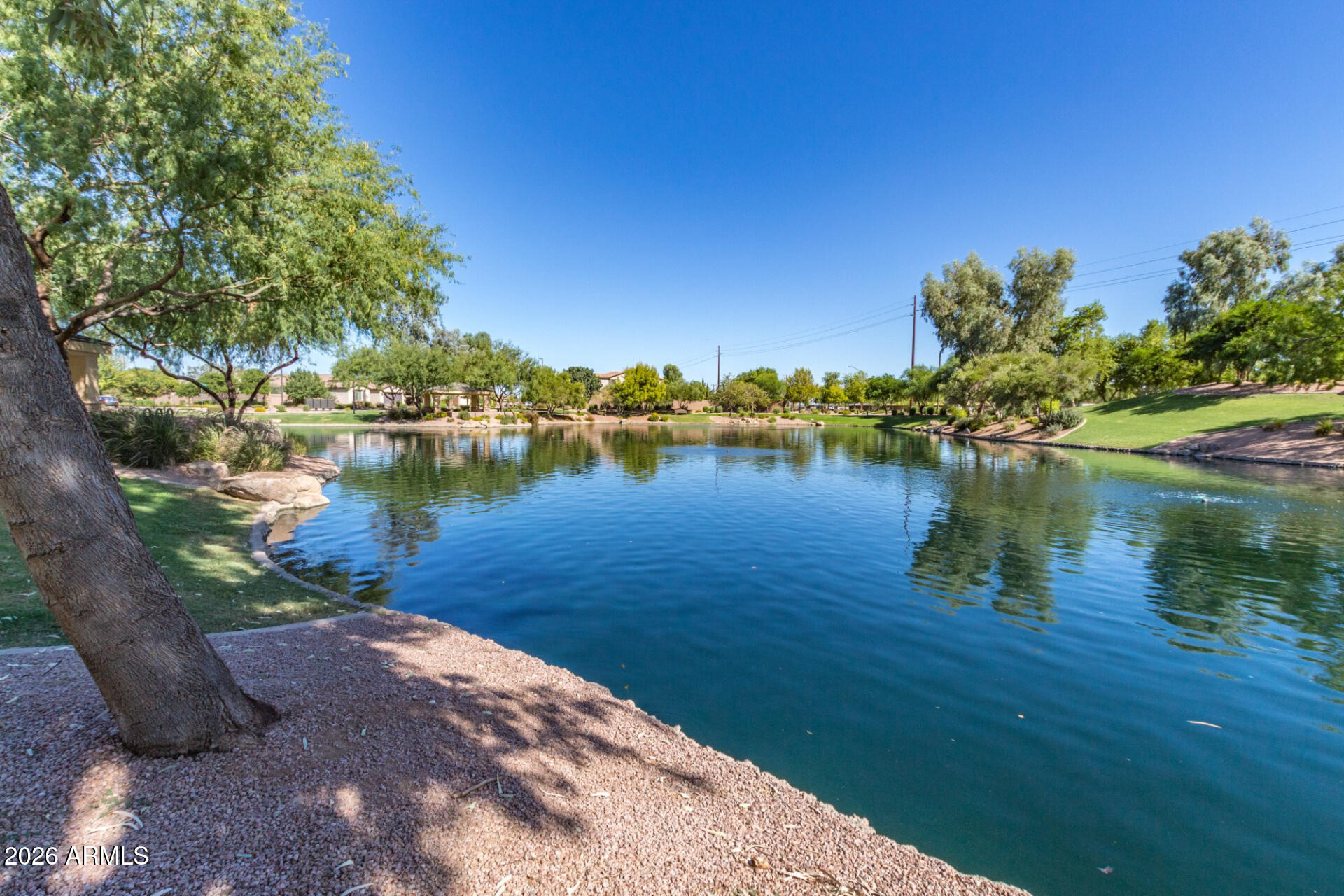 2740 E RAKESTRAW Lane