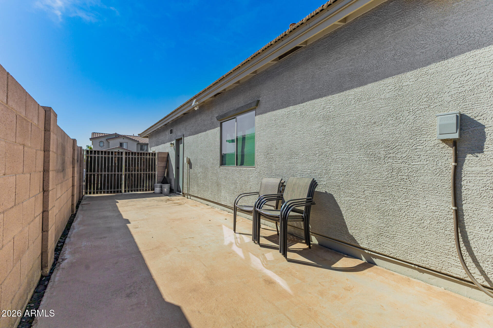 2740 E RAKESTRAW Lane